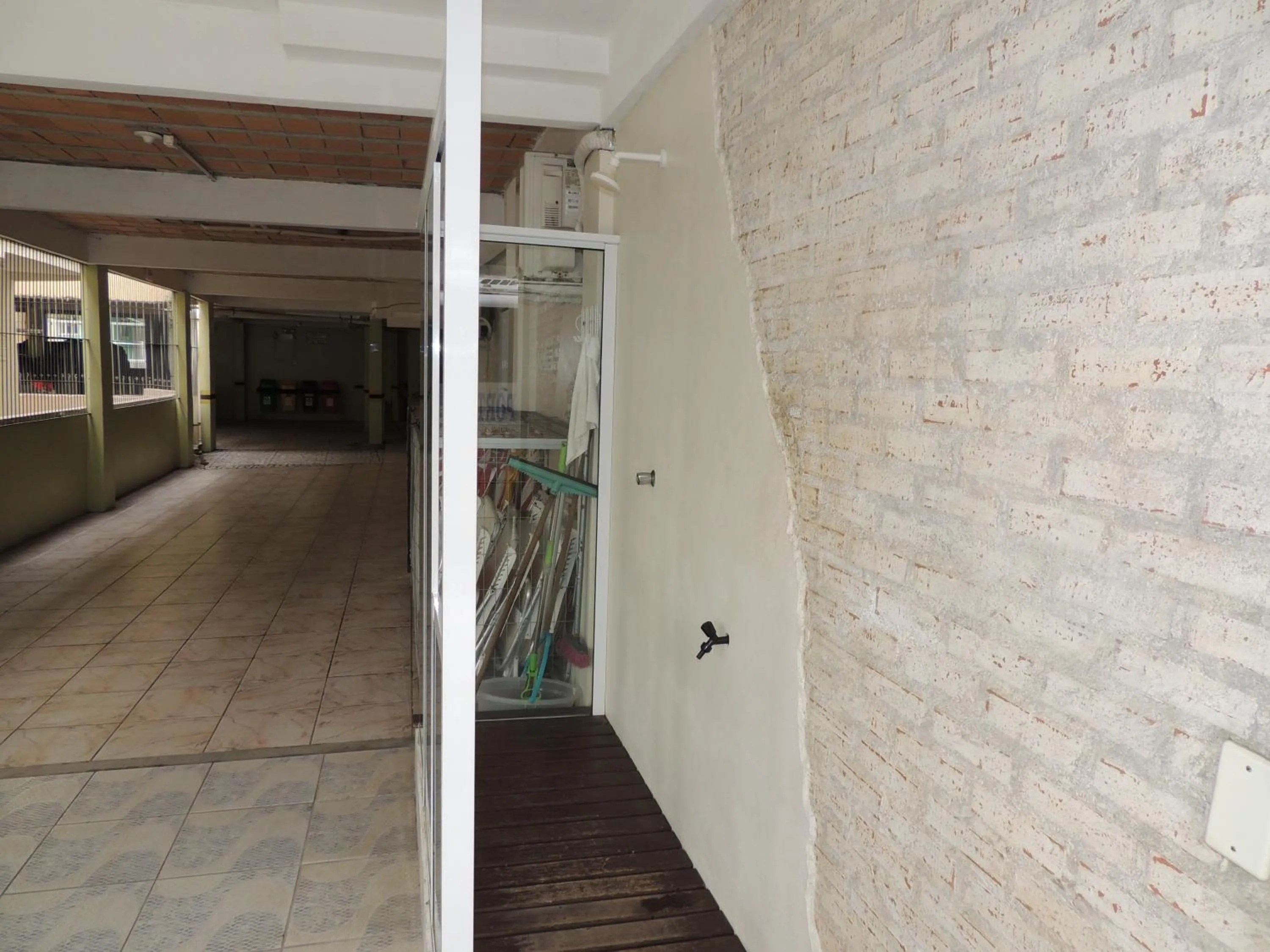 Parking in Pousada Bomar Bombinhas