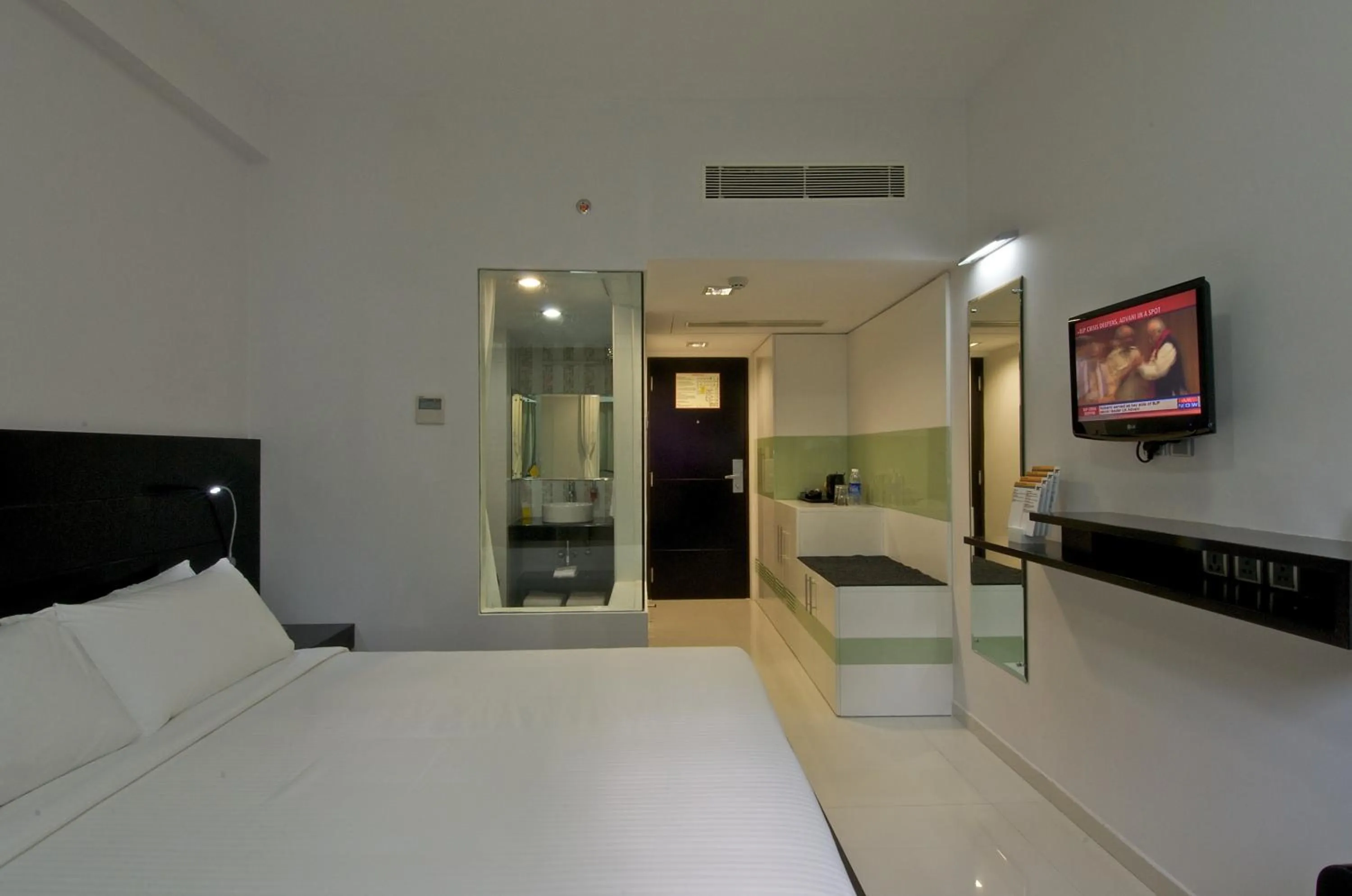Facade/entrance, Bed in Keys Select by Lemon Tree Hotels, Thiruvananthapuram