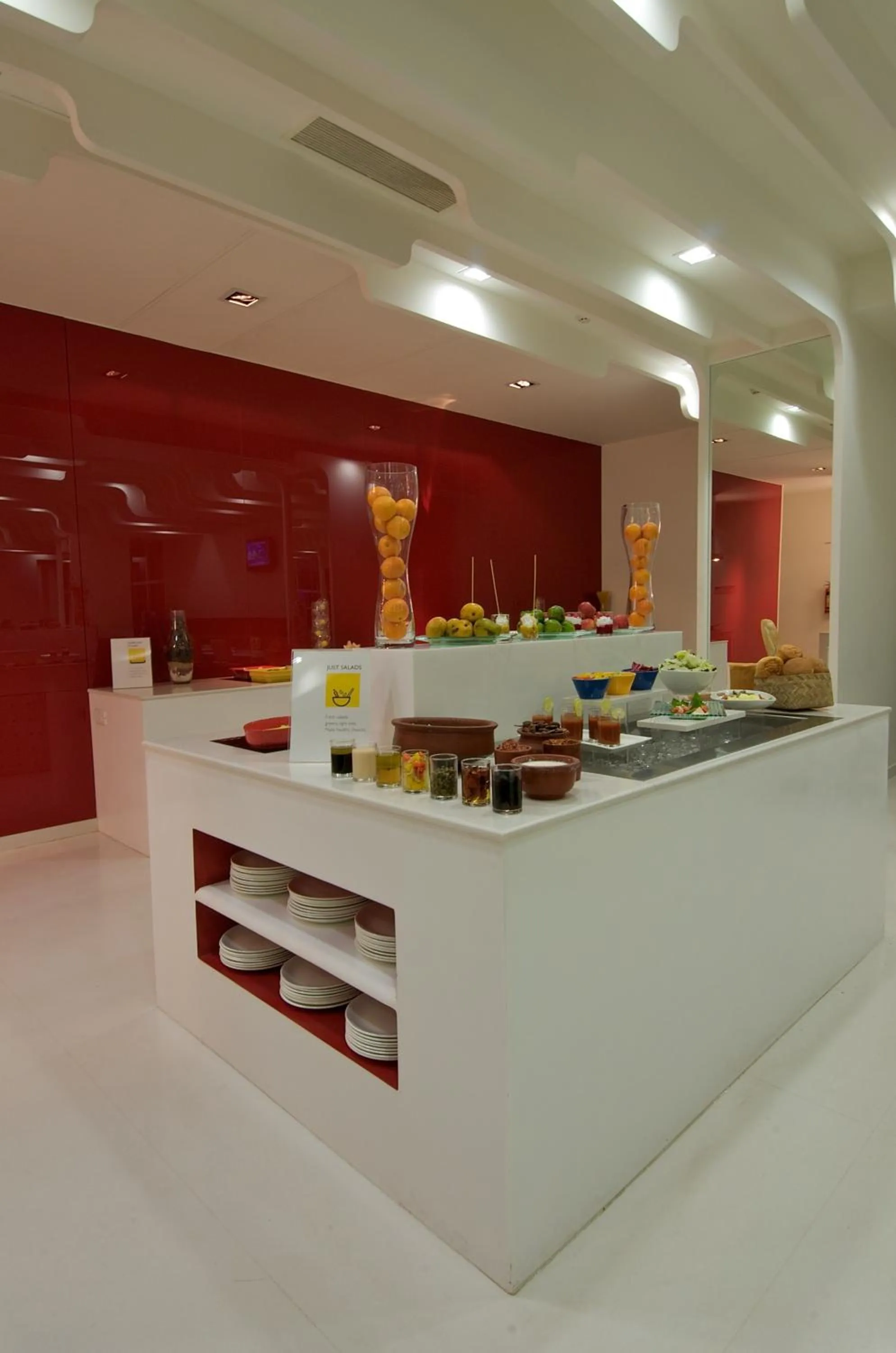 Restaurant/places to eat in Keys Select by Lemon Tree Hotels, Thiruvananthapuram