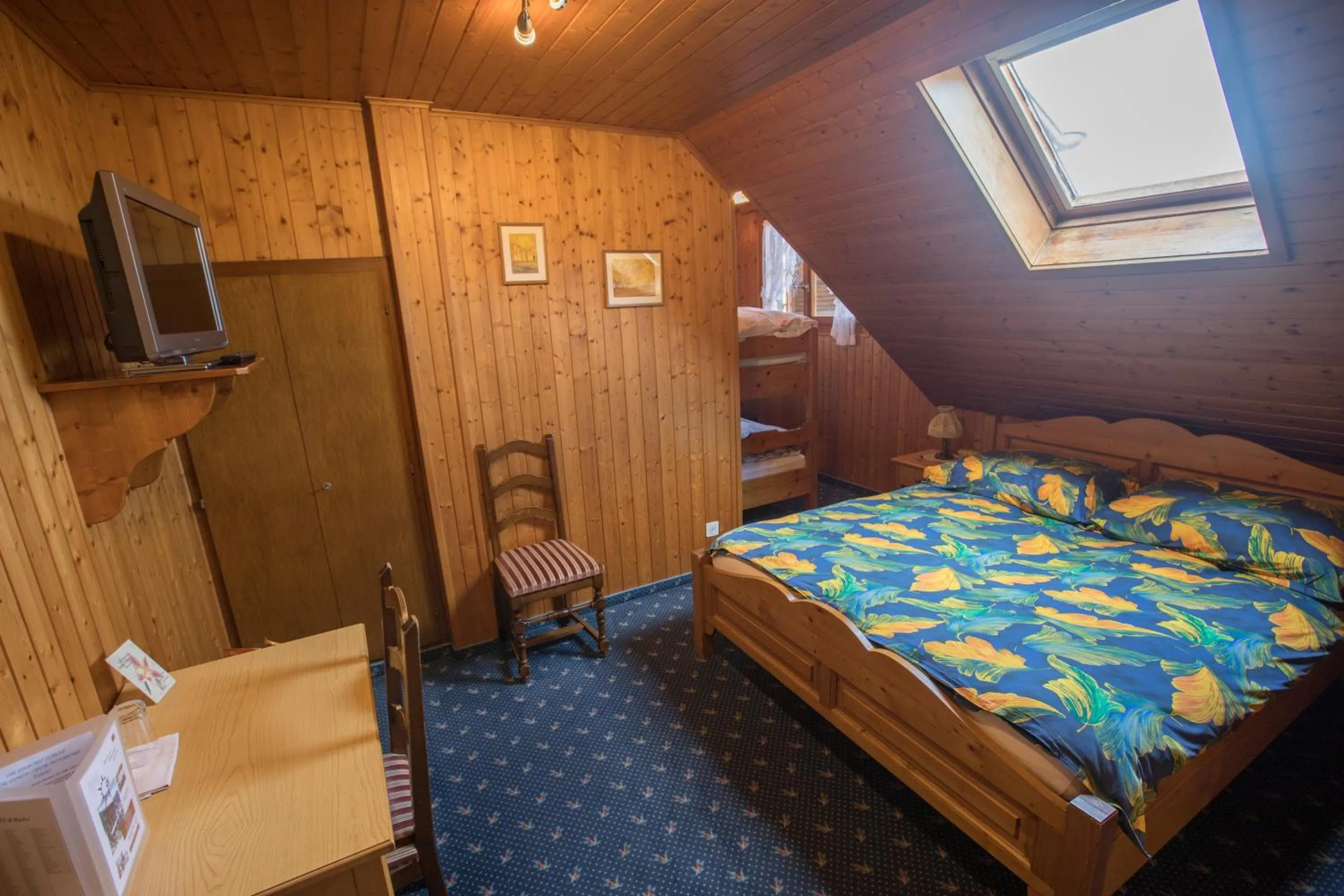 Bed in Hôtel Restaurant le Gruyérien