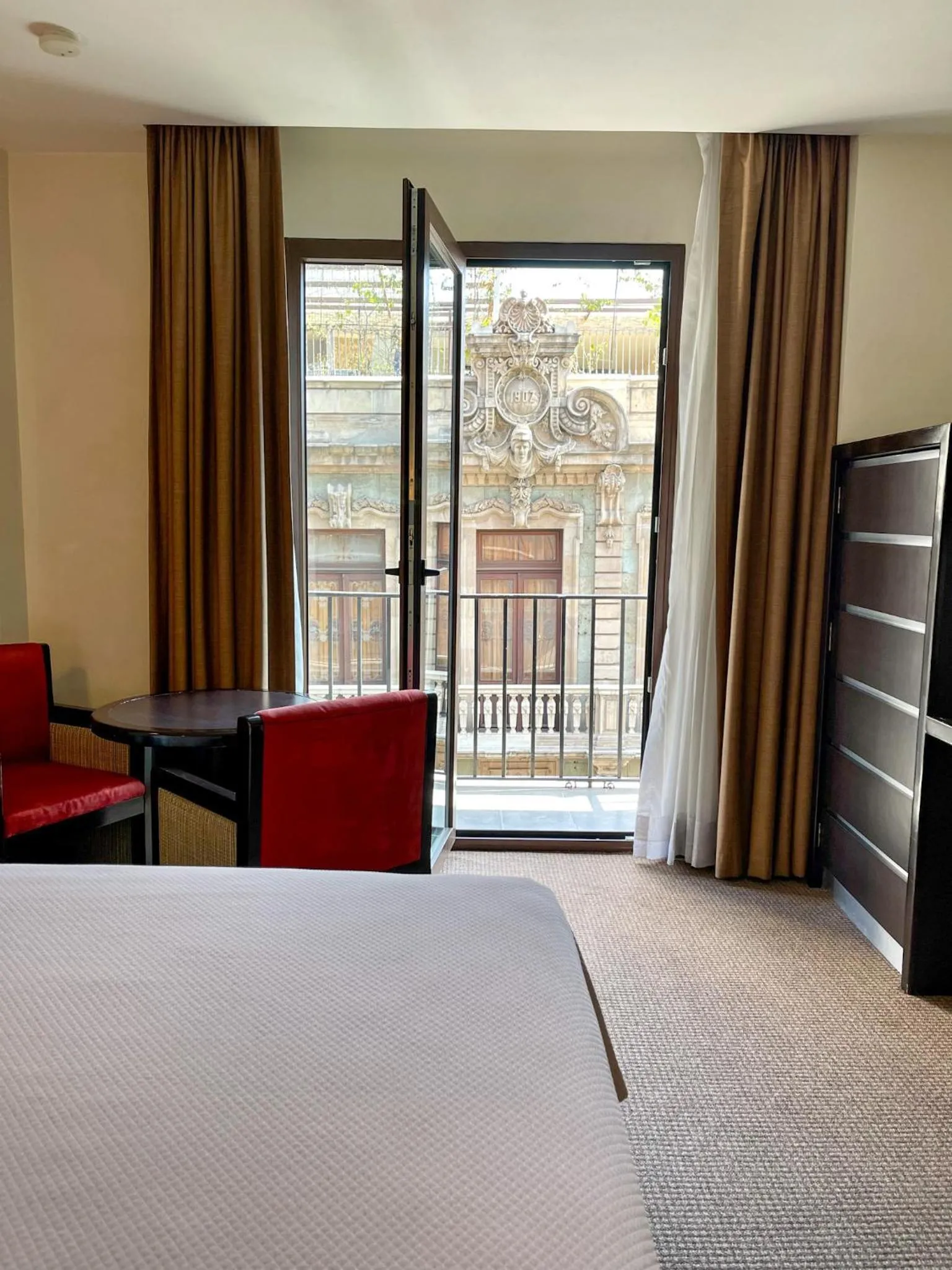 Bed in Hotel Catedral