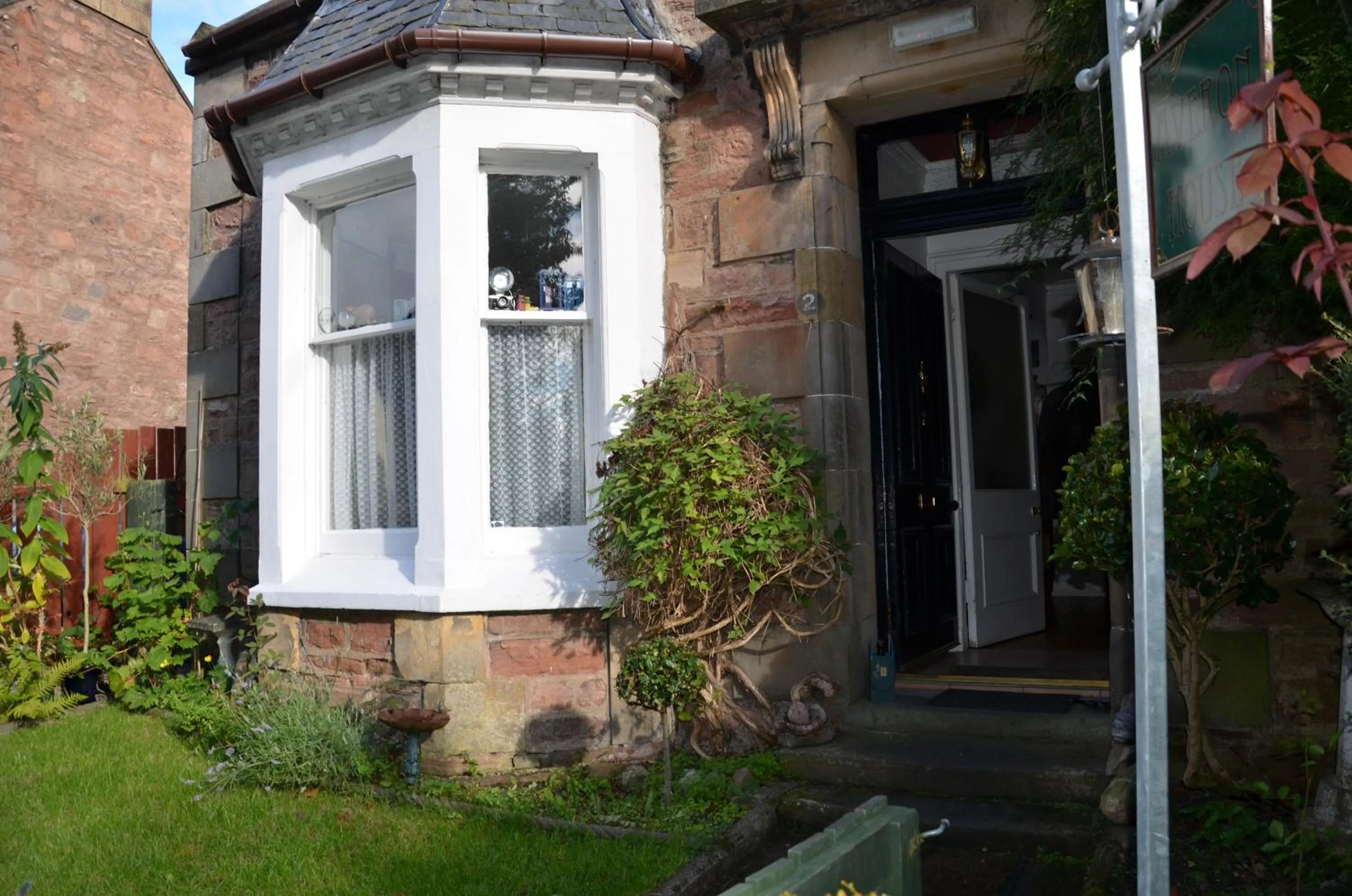 Property building in Averon House