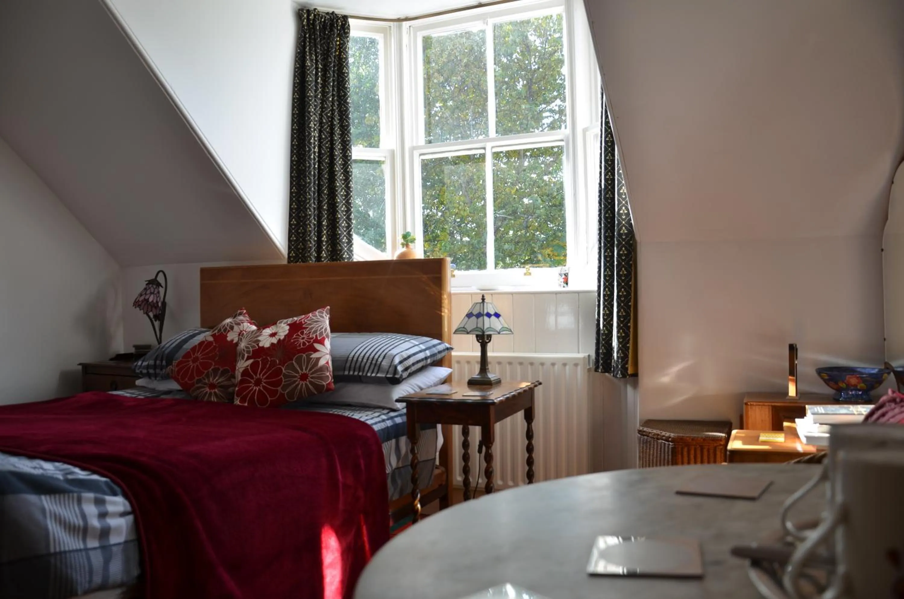 Bedroom, Bed in Averon House