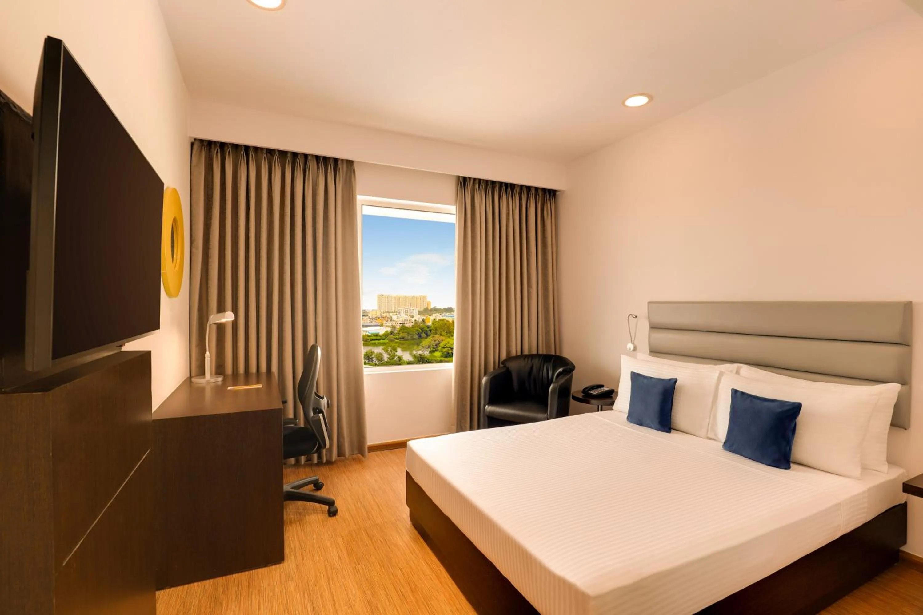 Bed in Keys Select by Lemon Tree Hotels, Hosur Road, Bengaluru
