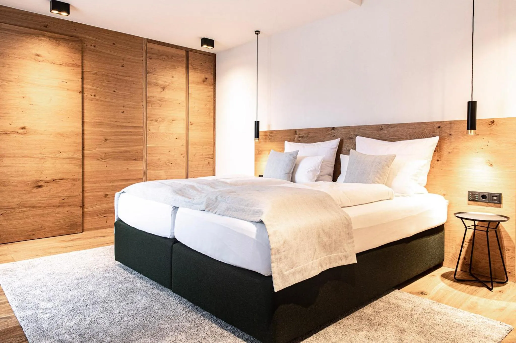 Photo of the whole room, Bed in Hotel & Appartements Alpenresidenz Viktoria