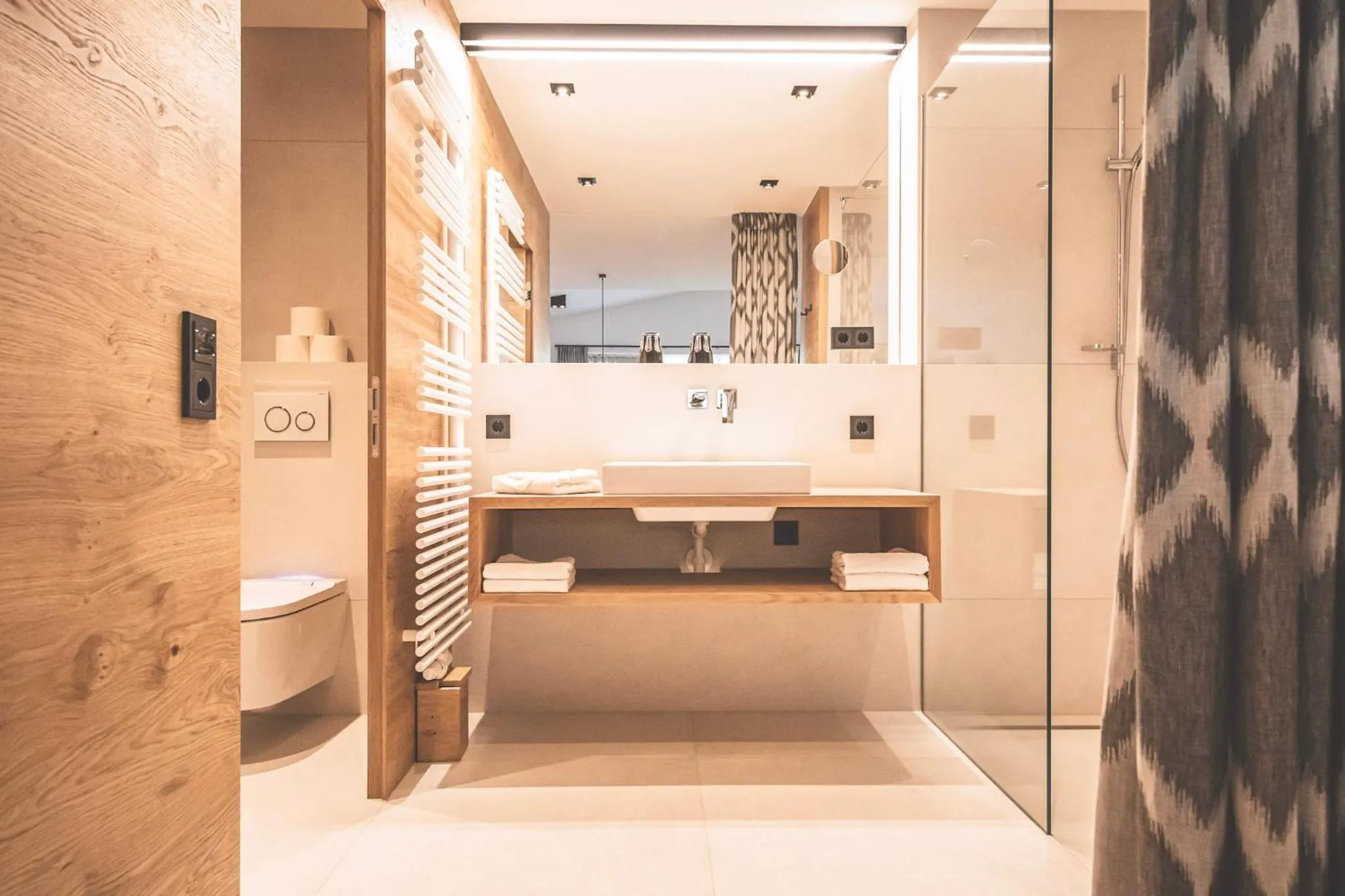 Bathroom in Hotel & Appartements Alpenresidenz Viktoria