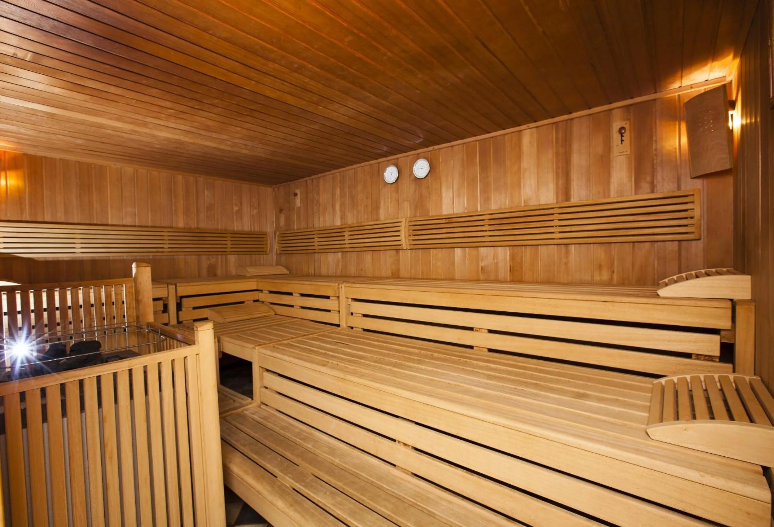 Spa and wellness centre/facilities in Hotel & Appartements Alpenresidenz Viktoria