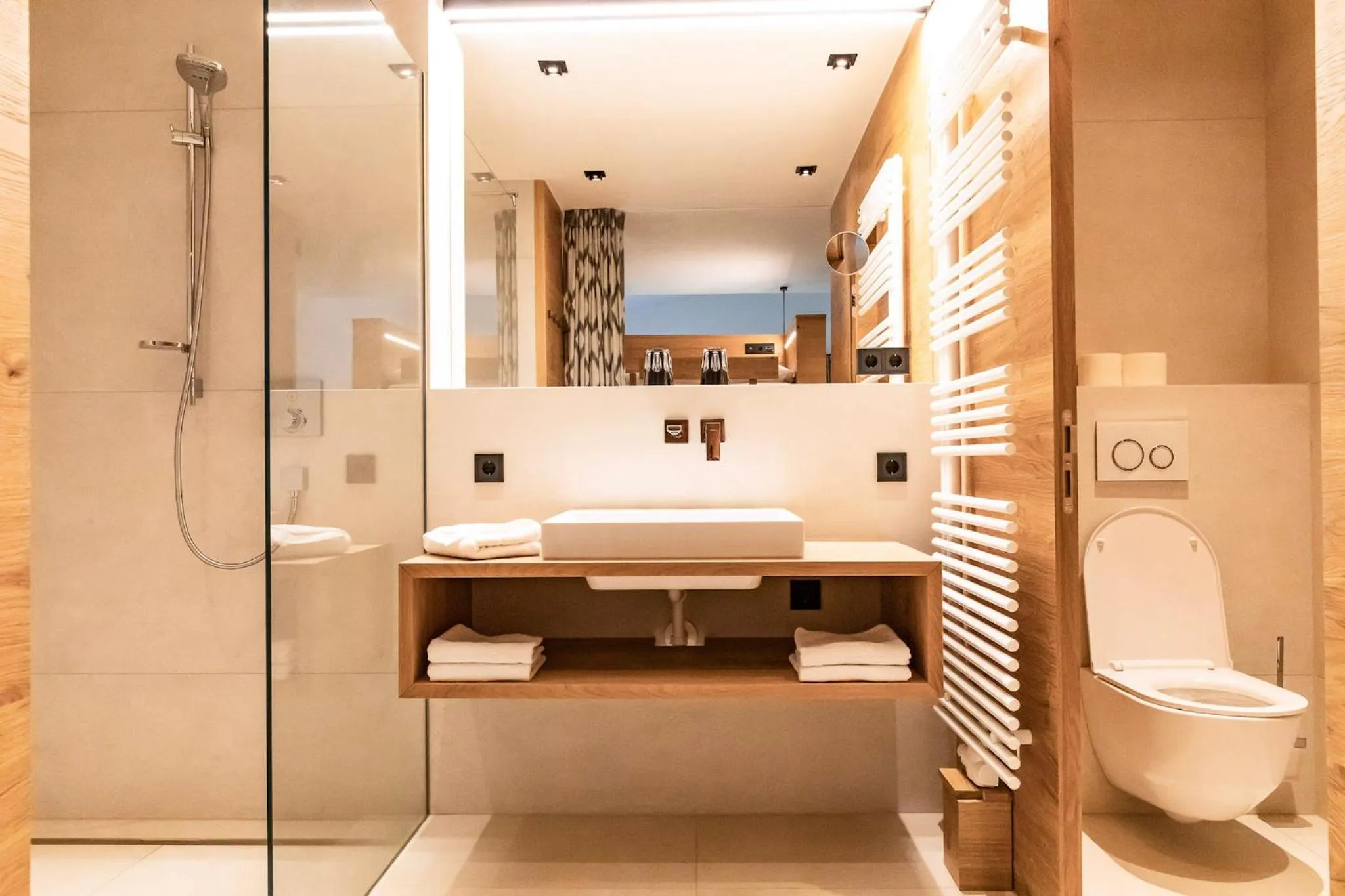 Bathroom in Hotel & Appartements Alpenresidenz Viktoria