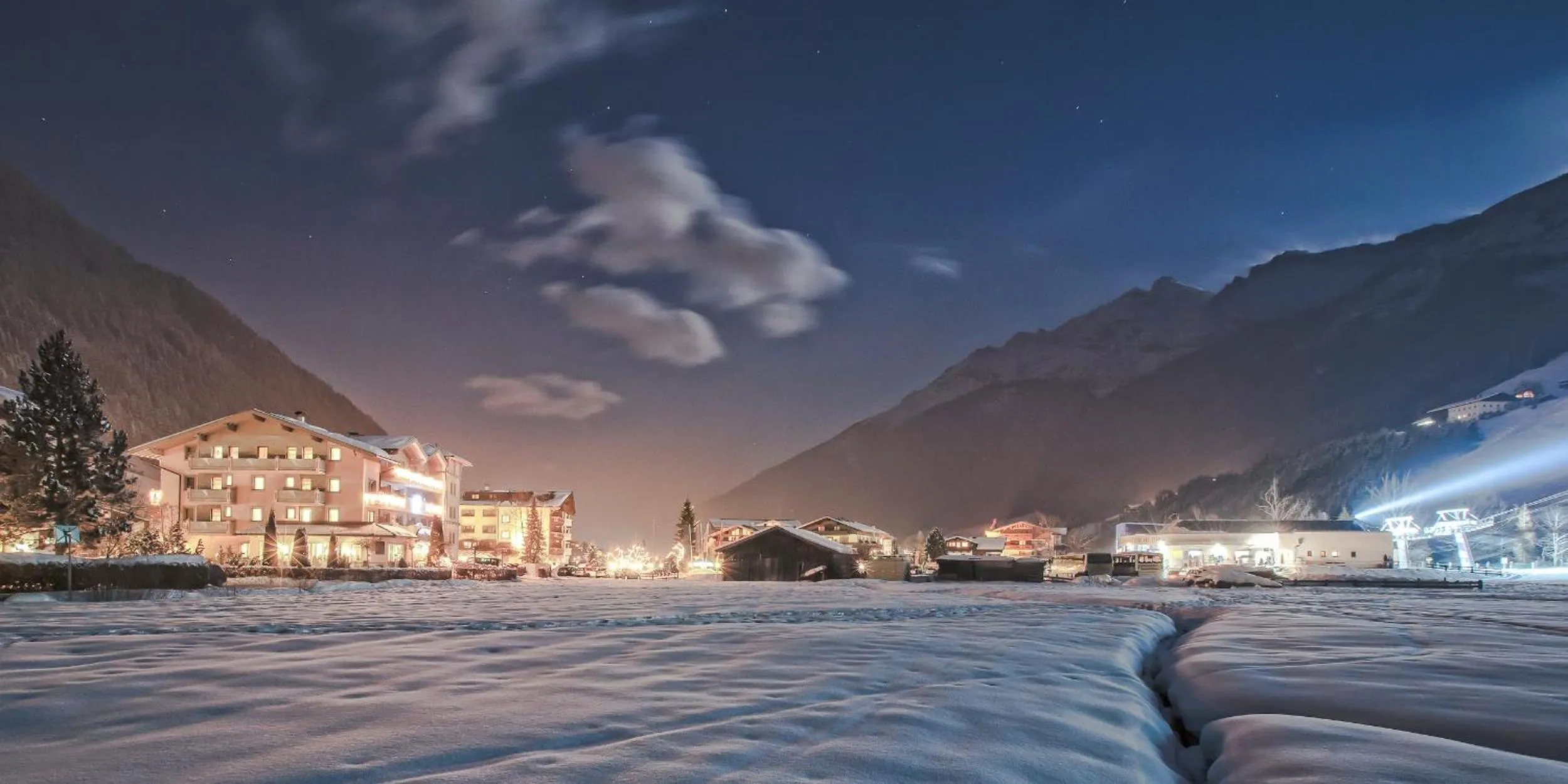 Property building in Hotel & Appartements Alpenresidenz Viktoria