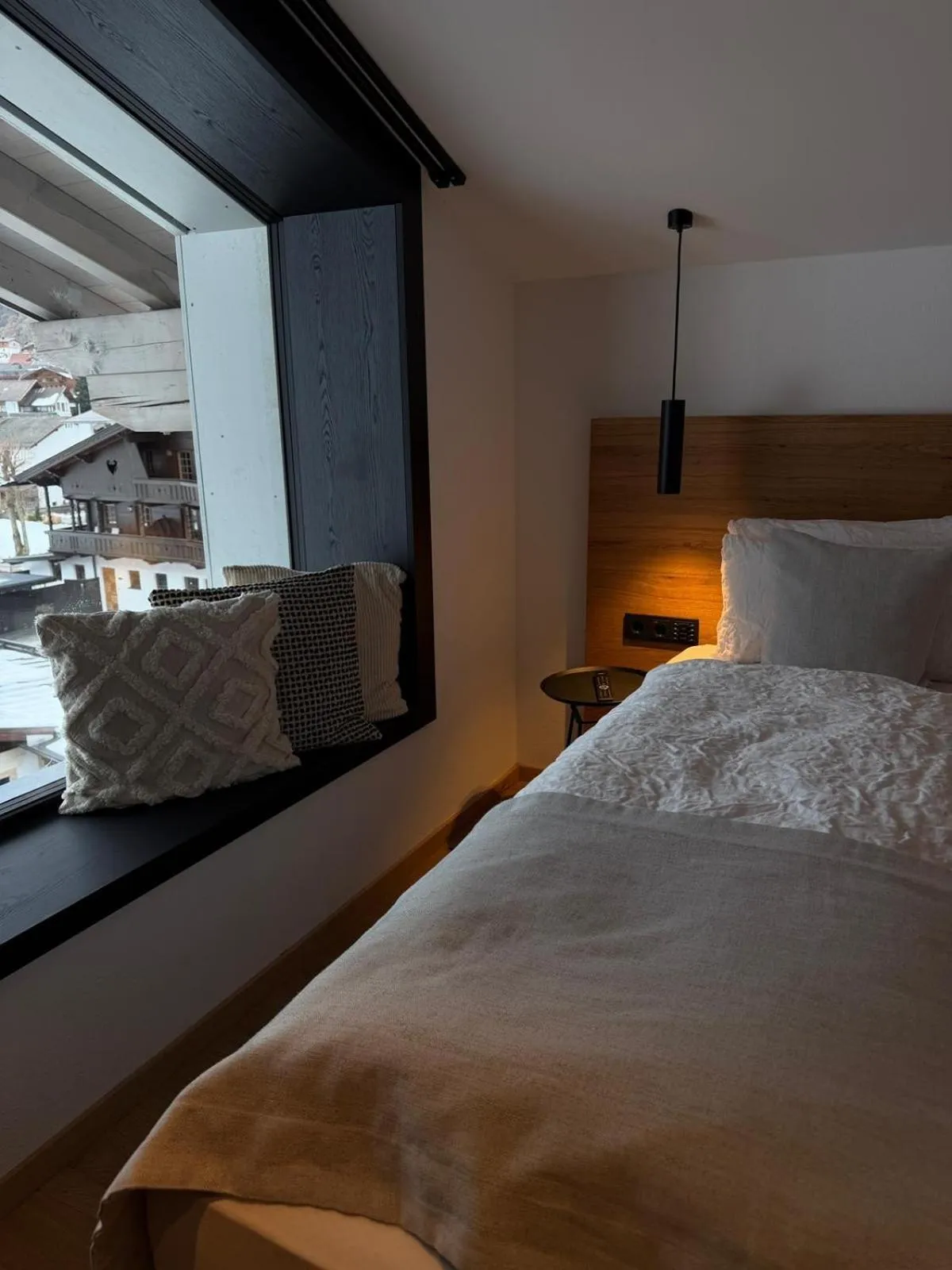 Bedroom, Bed in Hotel & Appartements Alpenresidenz Viktoria