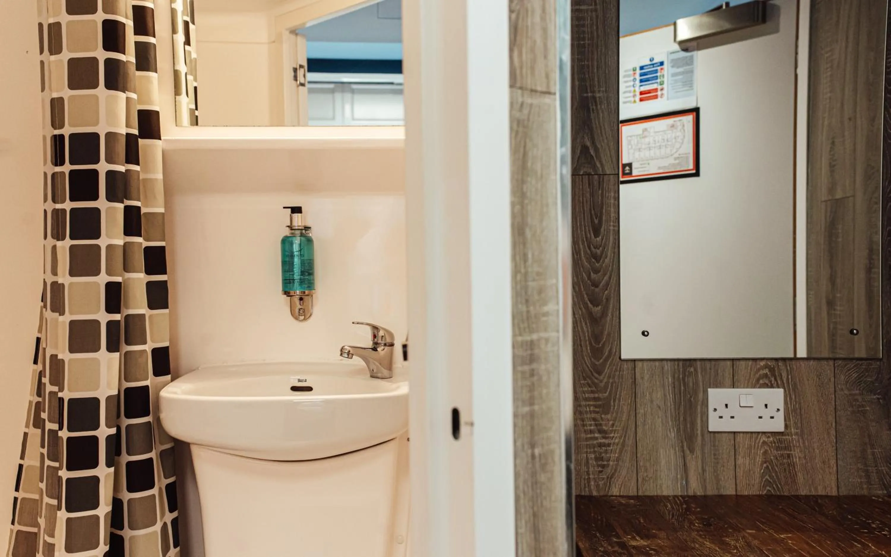 Bathroom in Kabannas Newcastle