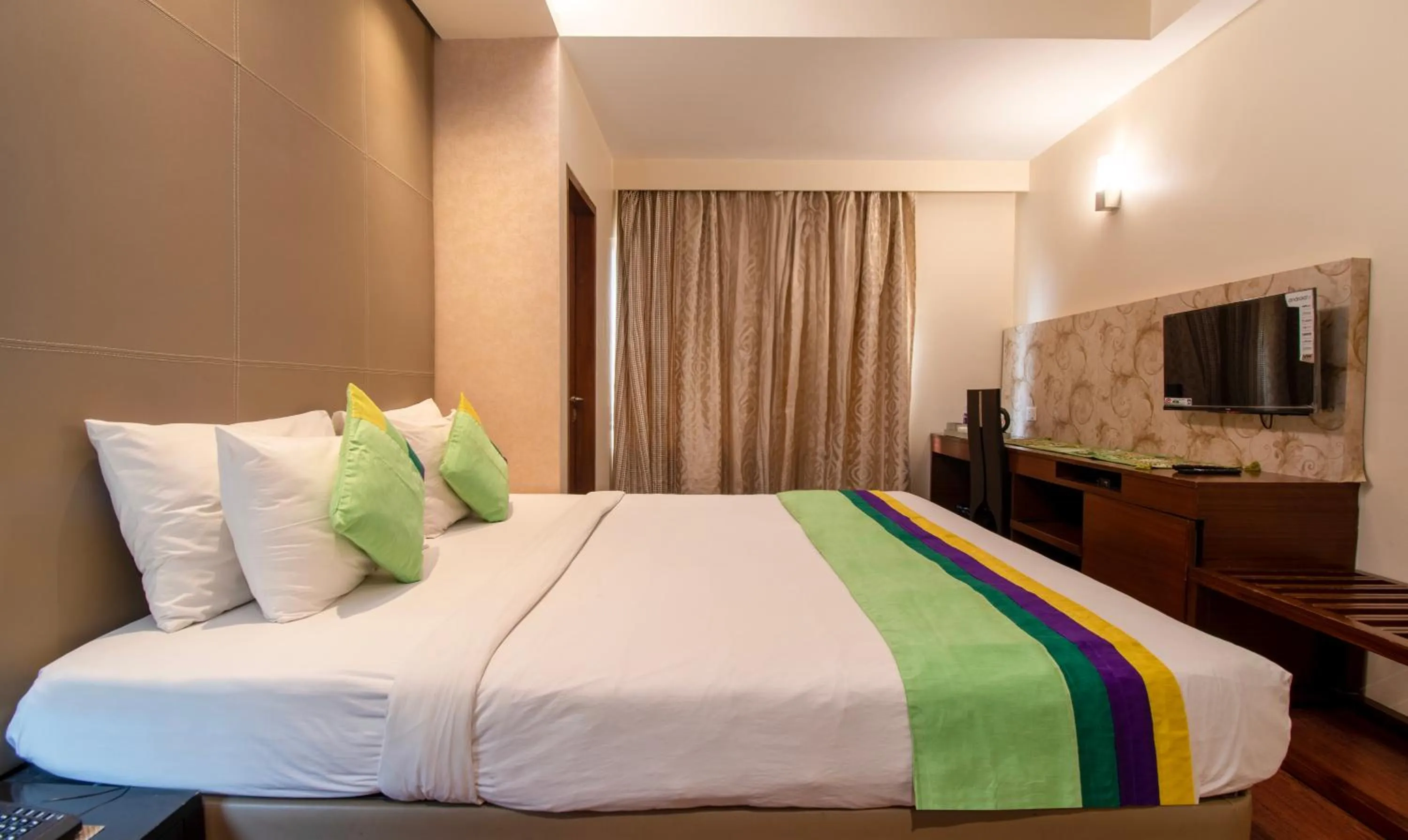 Bedroom, Bed in Treebo Cabana