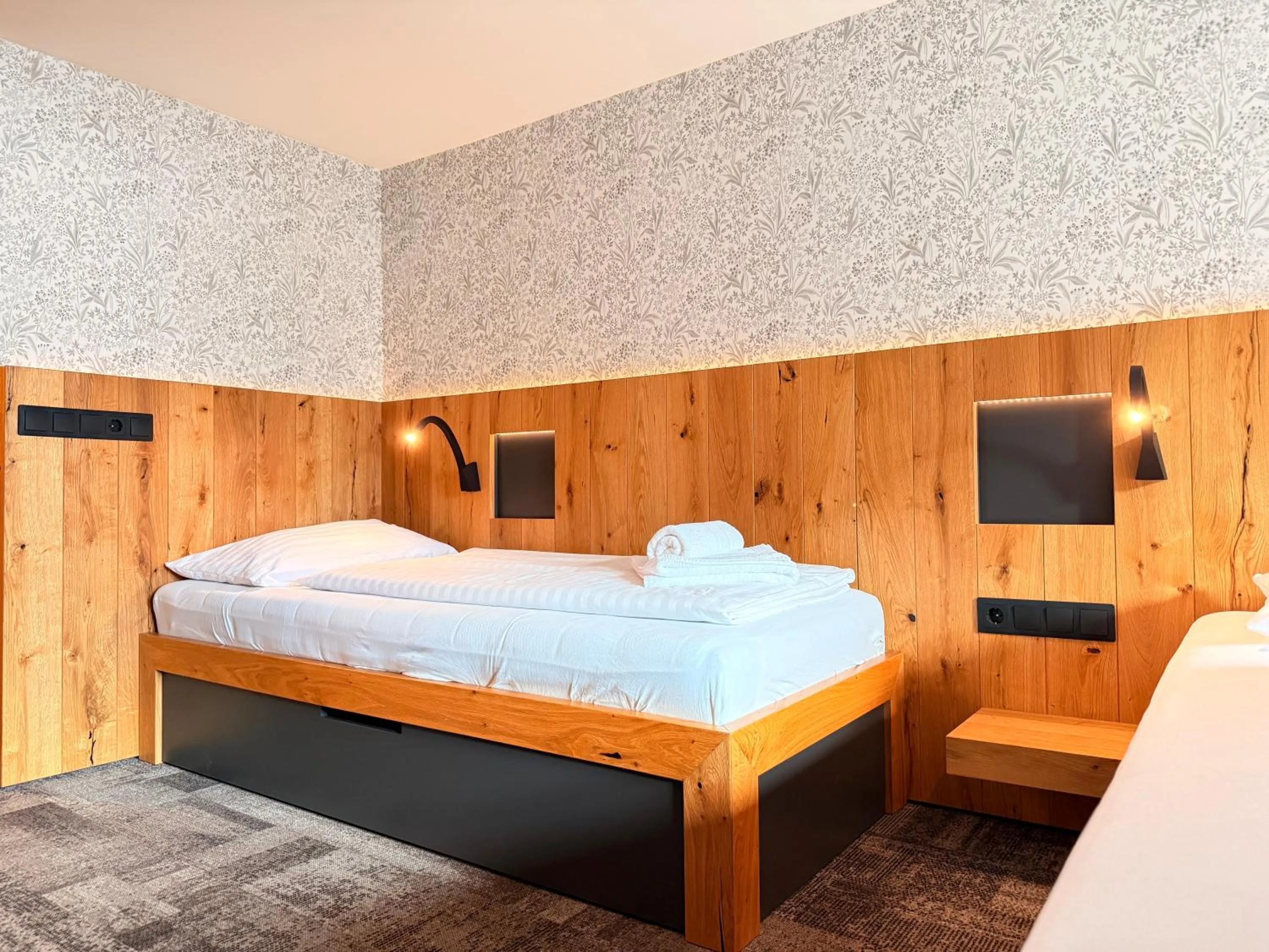 Bed in Tieflehner Hof Pitztalhaus Hotel