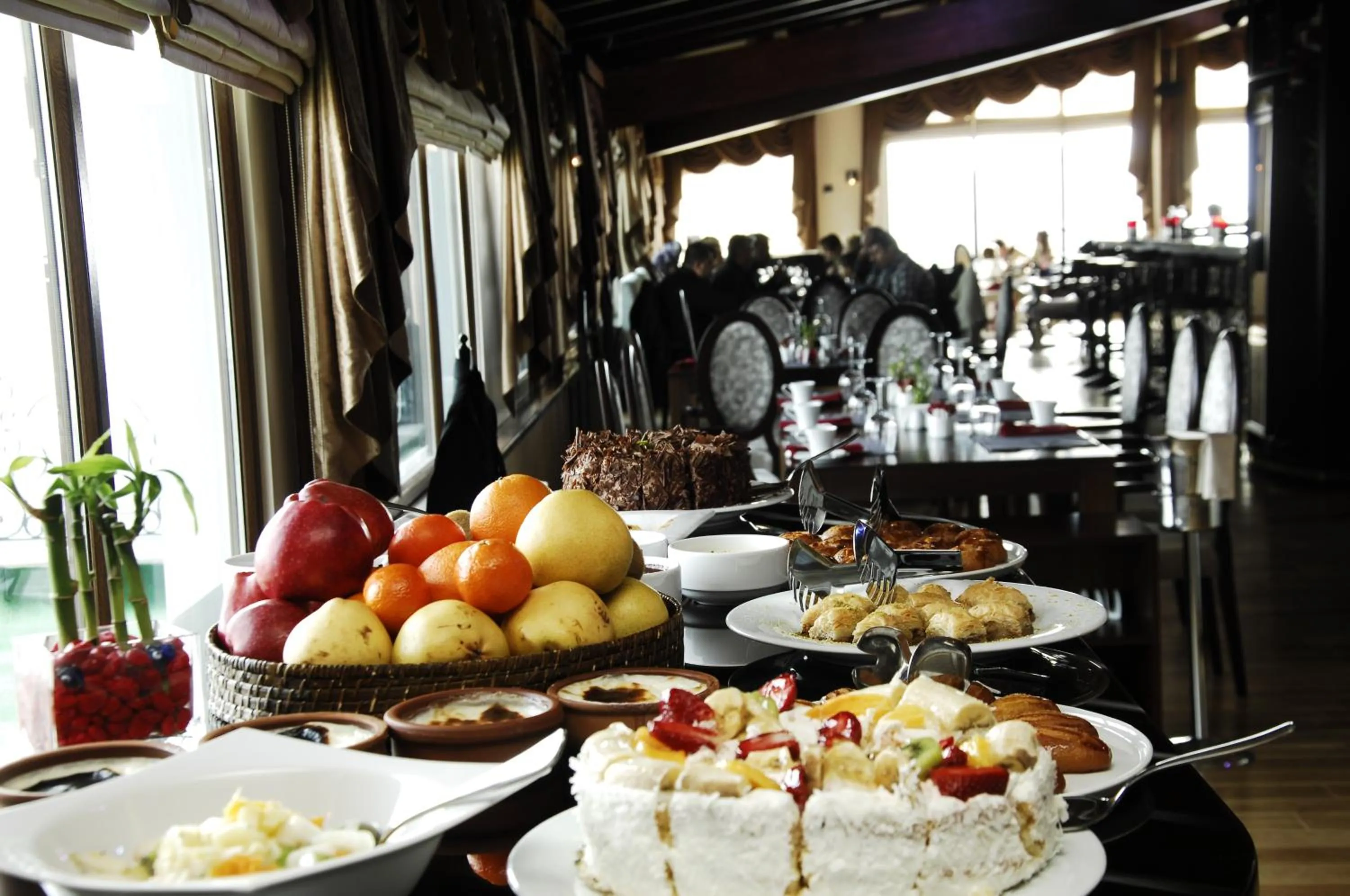 Food and drinks in Hotel Monec