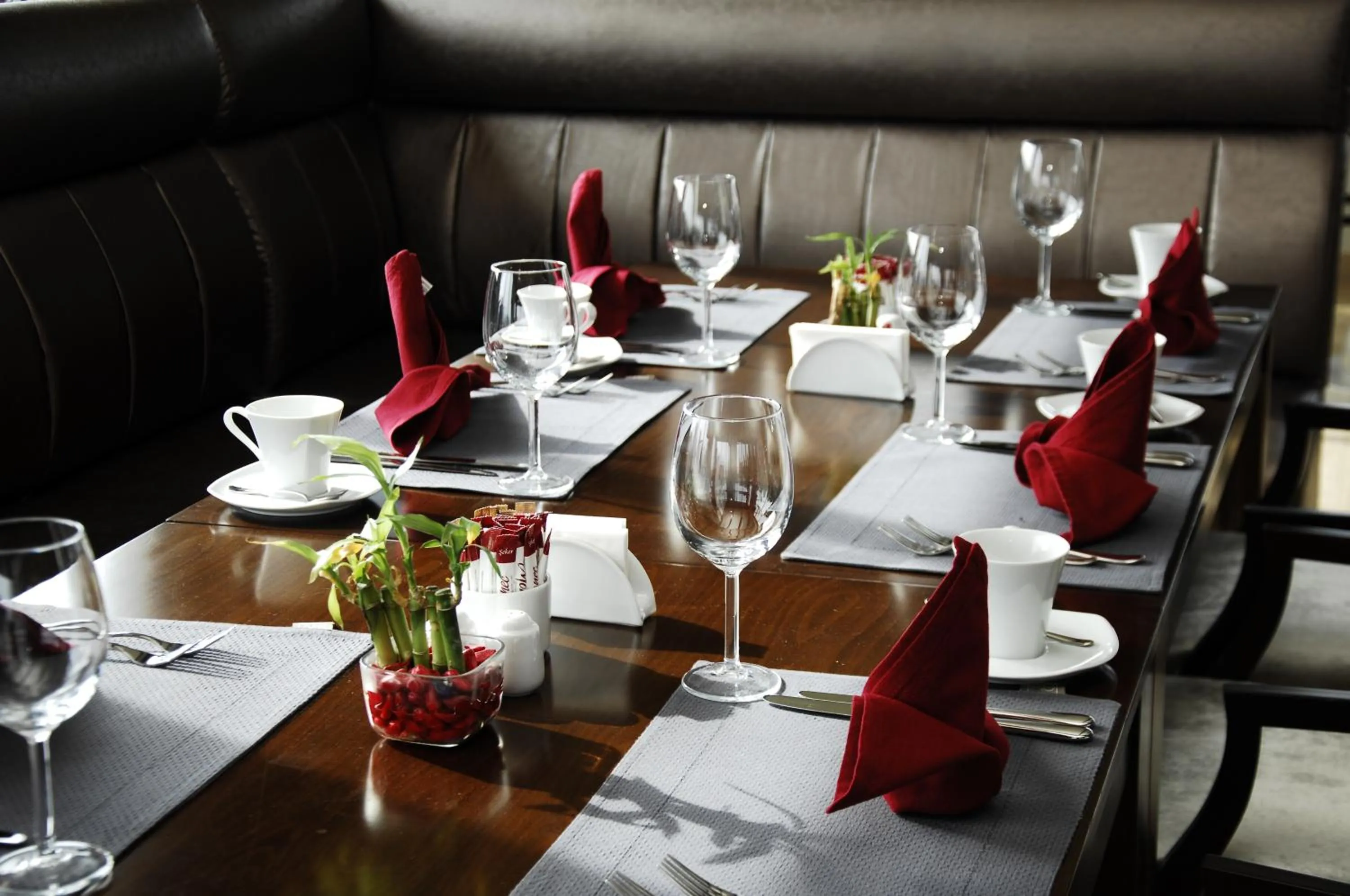 Restaurant/places to eat in Hotel Monec