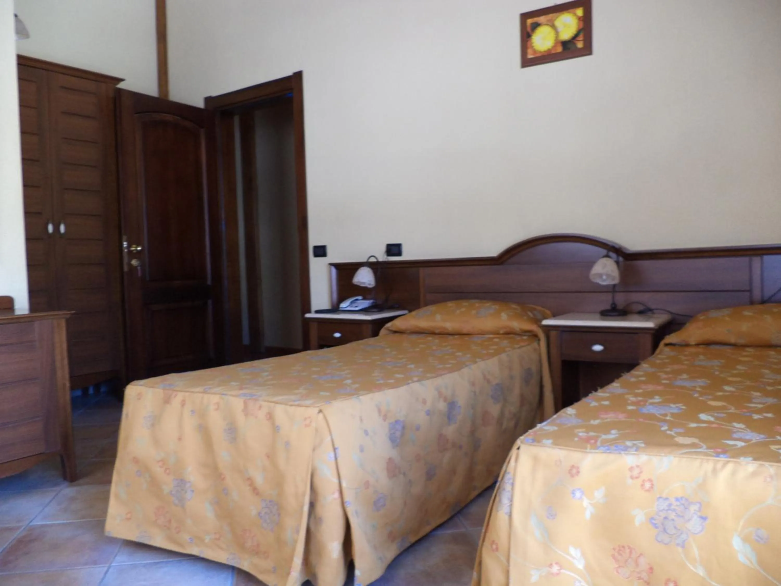 Bedroom, Bed in Hotel Cà Fiore