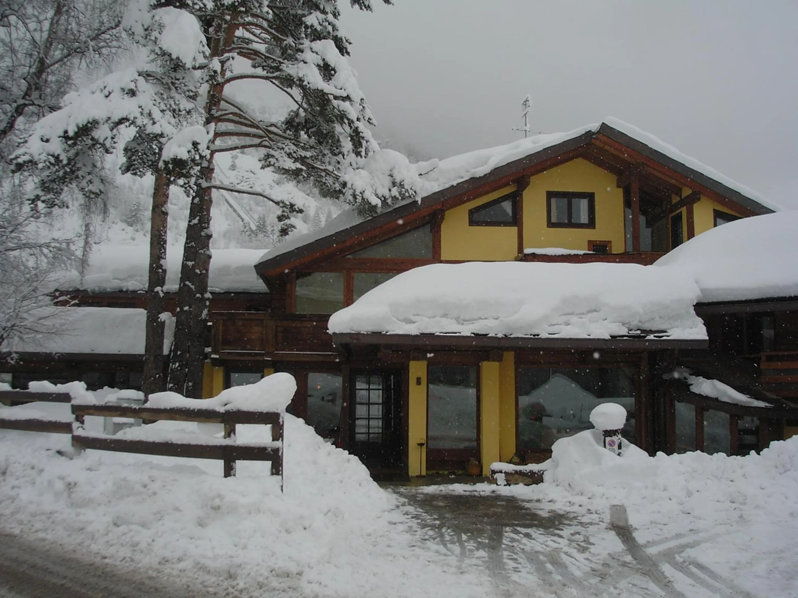 Facade/entrance in Hotel Cà Fiore