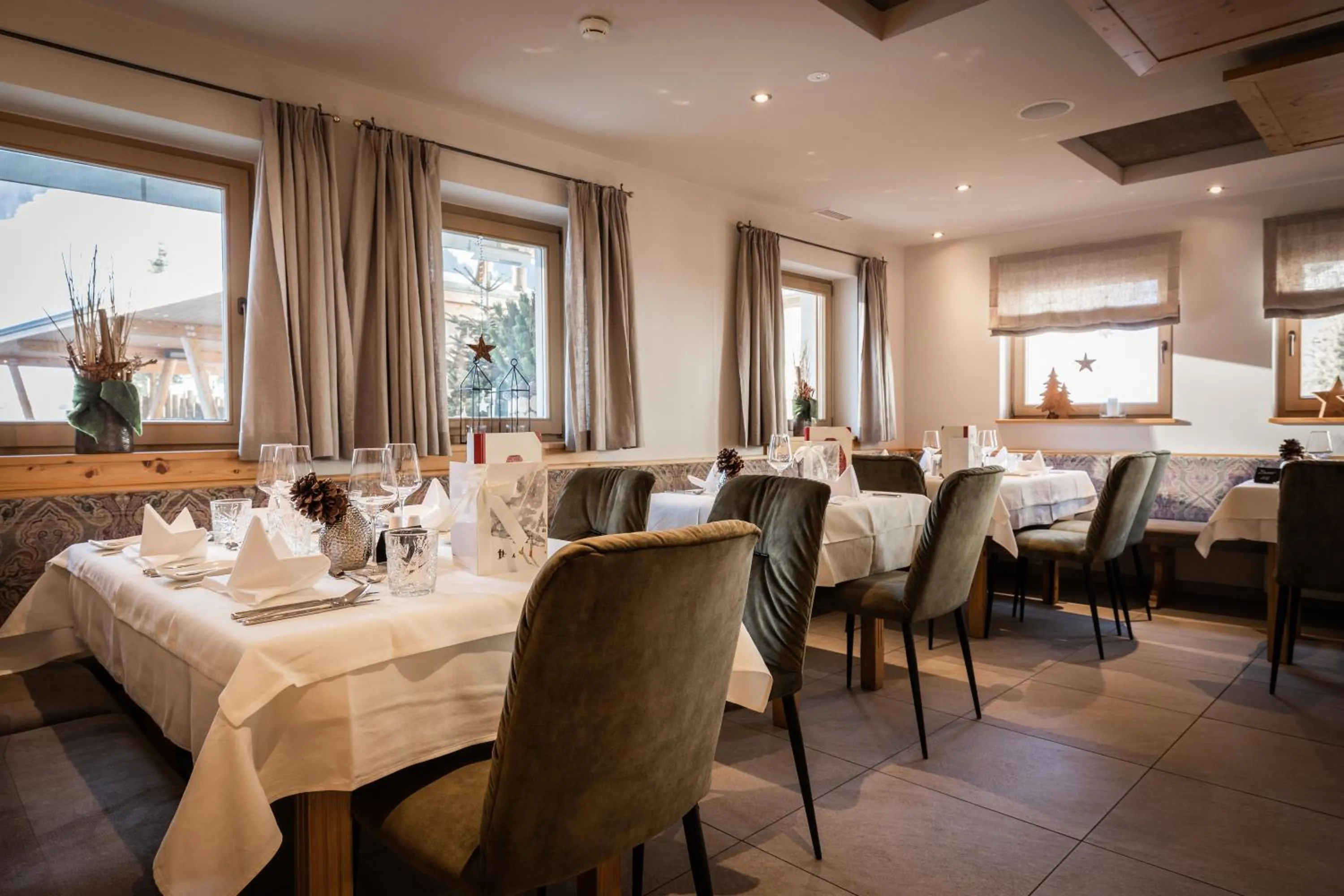 Restaurant/places to eat in Hotel Sonnegg