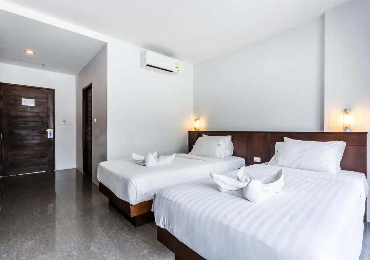 Deluxe Twin Room in 77 Bangla Hotel - Patong Phuket Deluxe Twin Room in 77 Bangla Hotel - Patong Phuket