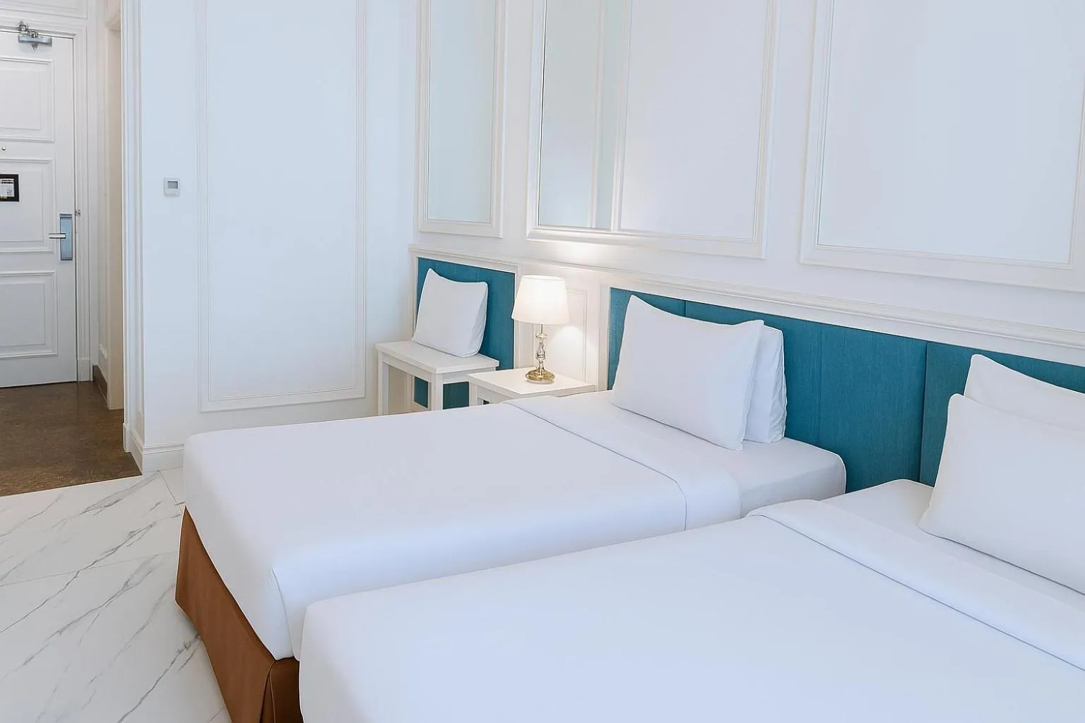 Bed in The Grantage Hotel & Sky Lounge