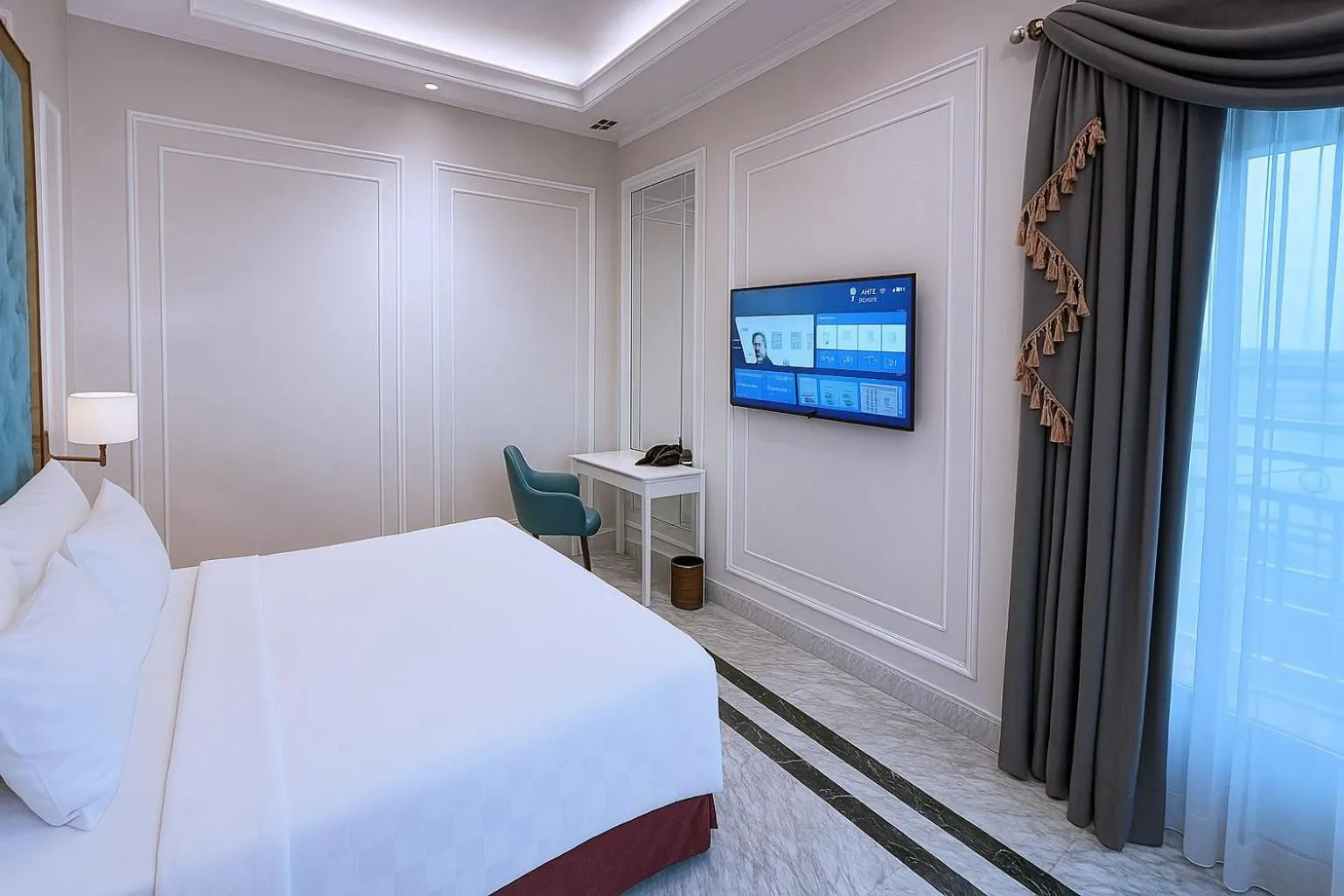 Bed in The Grantage Hotel & Sky Lounge