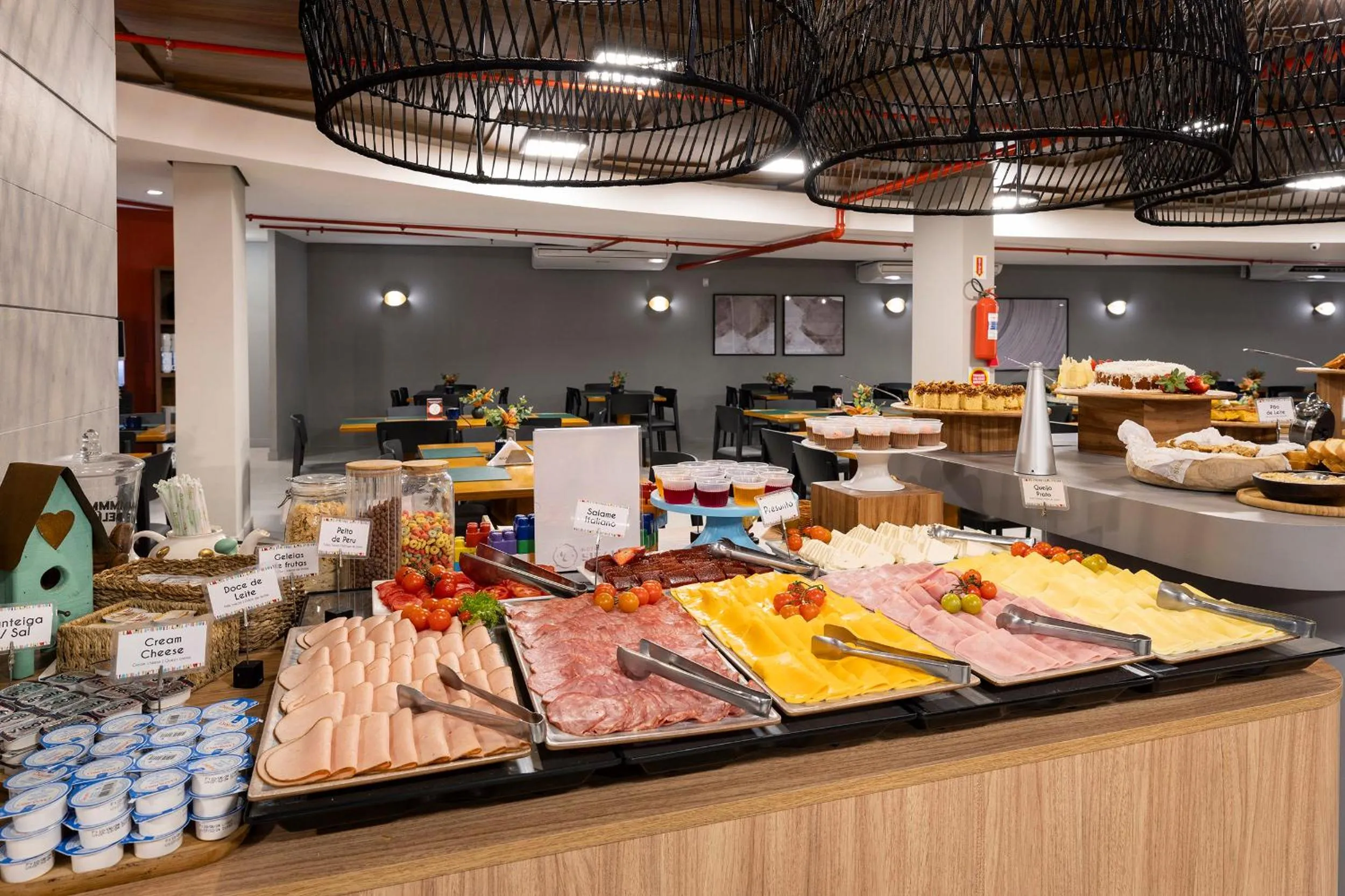 Breakfast in Hotel Sibara SPA & Convenções