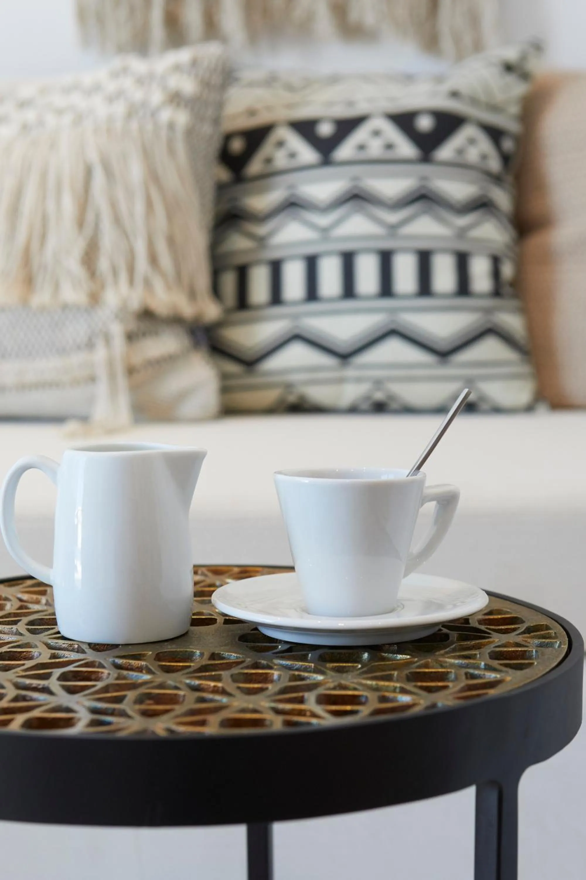 Coffee/tea facilities in Phos The Boutique