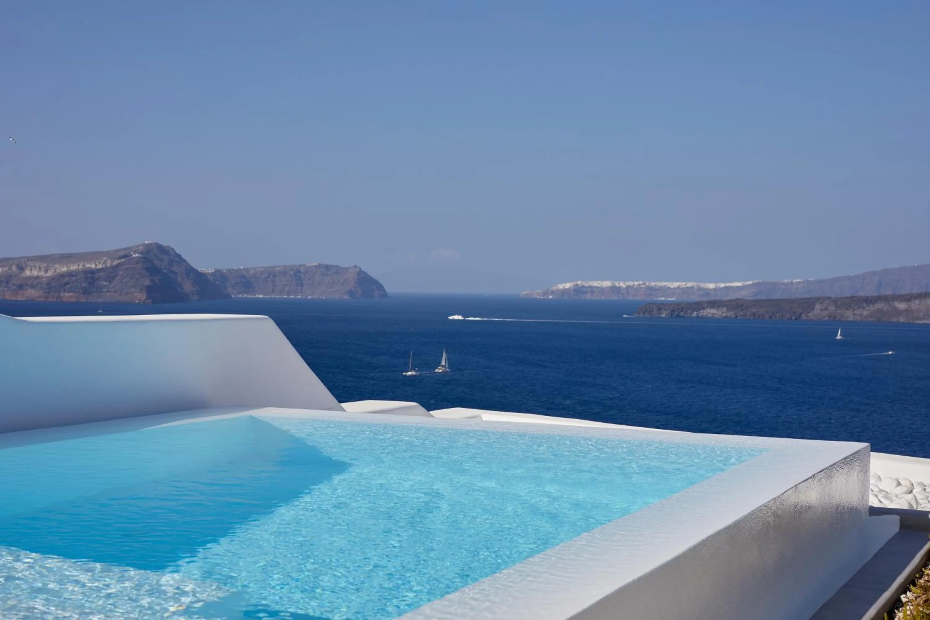 Nearby landmark in Phos The Boutique