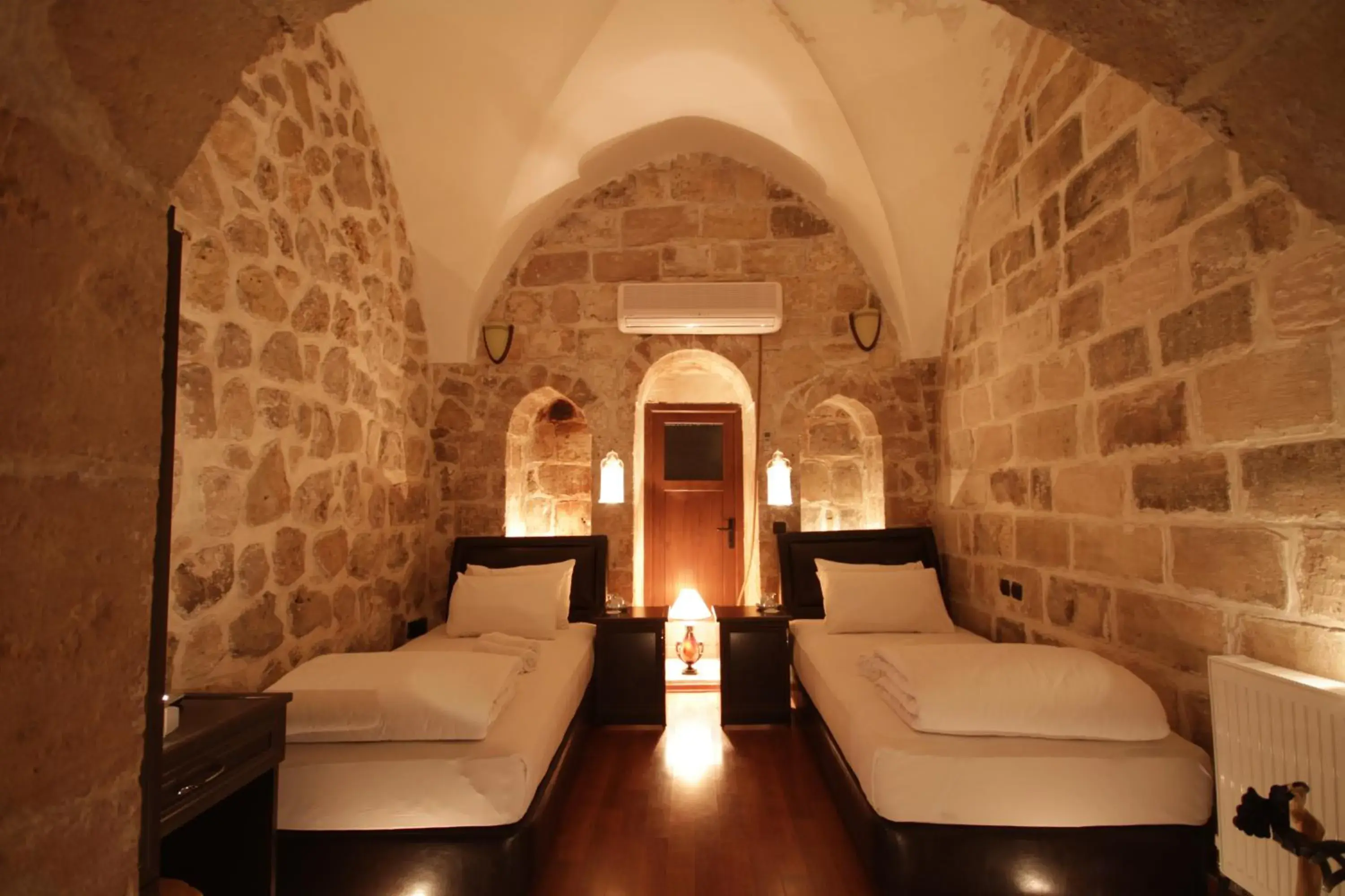 Economy Double or Twin Room in Zinciriye Hotel Economy Double or Twin Room in Zinciriye Hotel