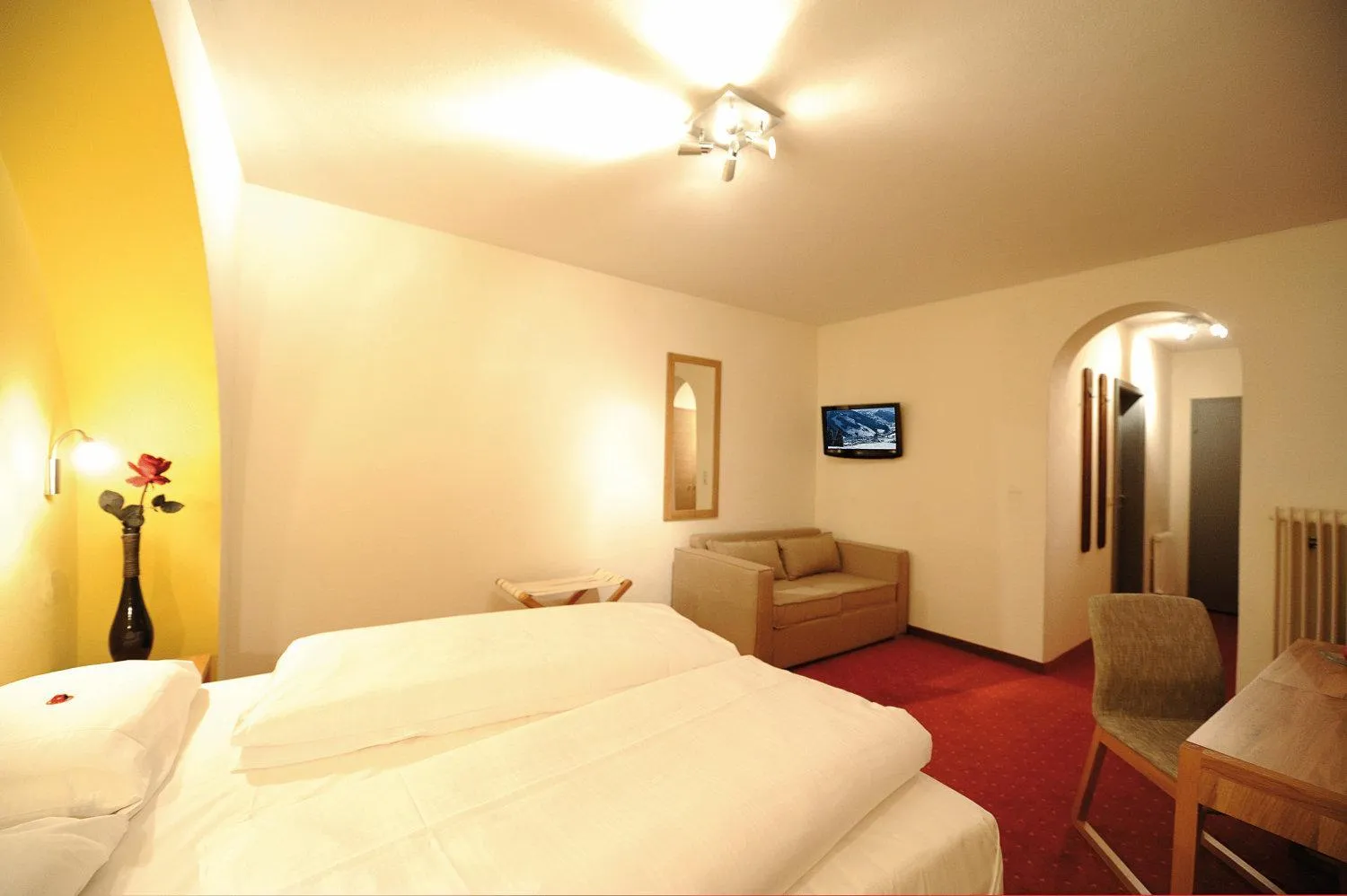 Bed in König - Joker Card included in Summer