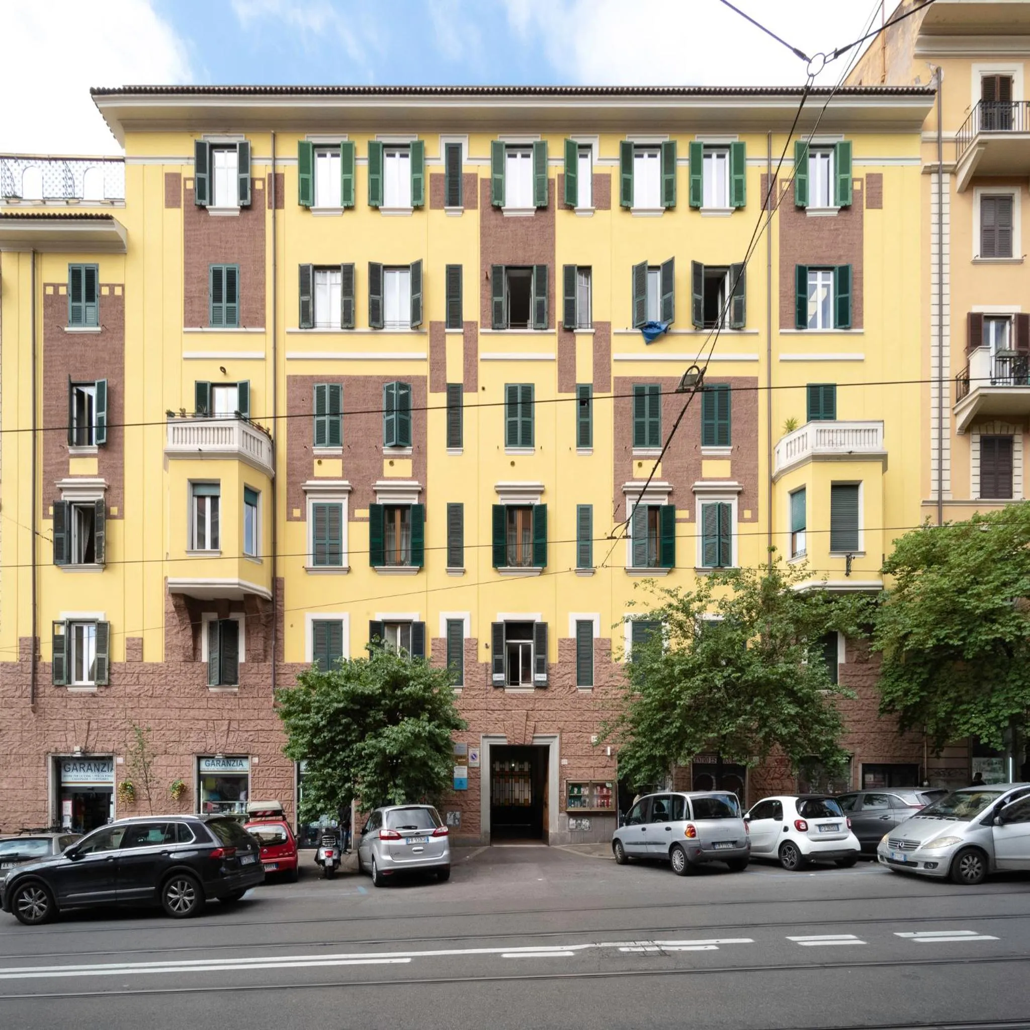 Property building in At Home Townhouse - Filiberto