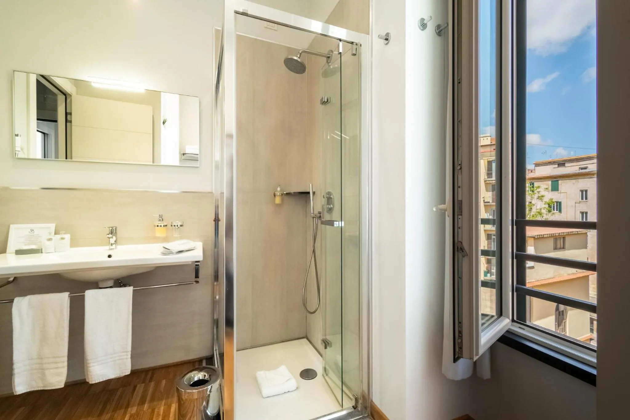 Bathroom in At Home Townhouse - Filiberto