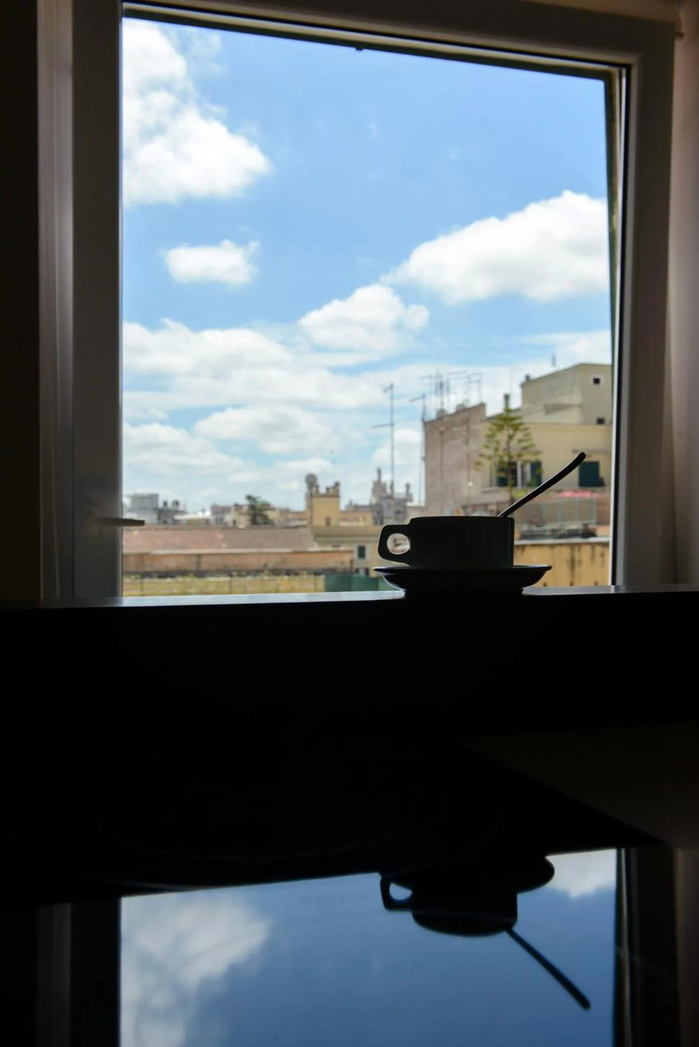 Communal lounge/ TV room in At Home Townhouse - Filiberto