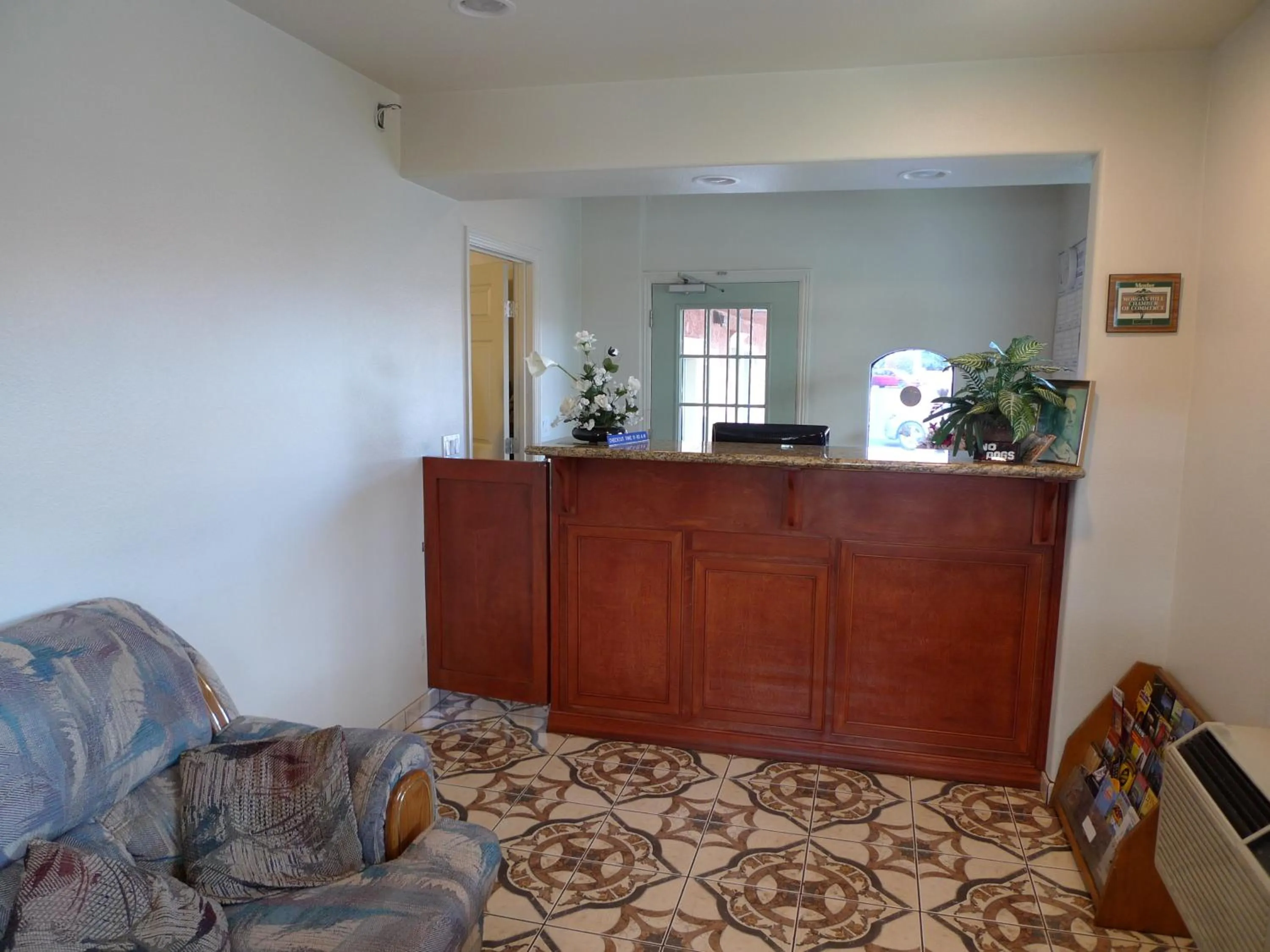 Lobby or reception in Budget Inn Morgan Hill