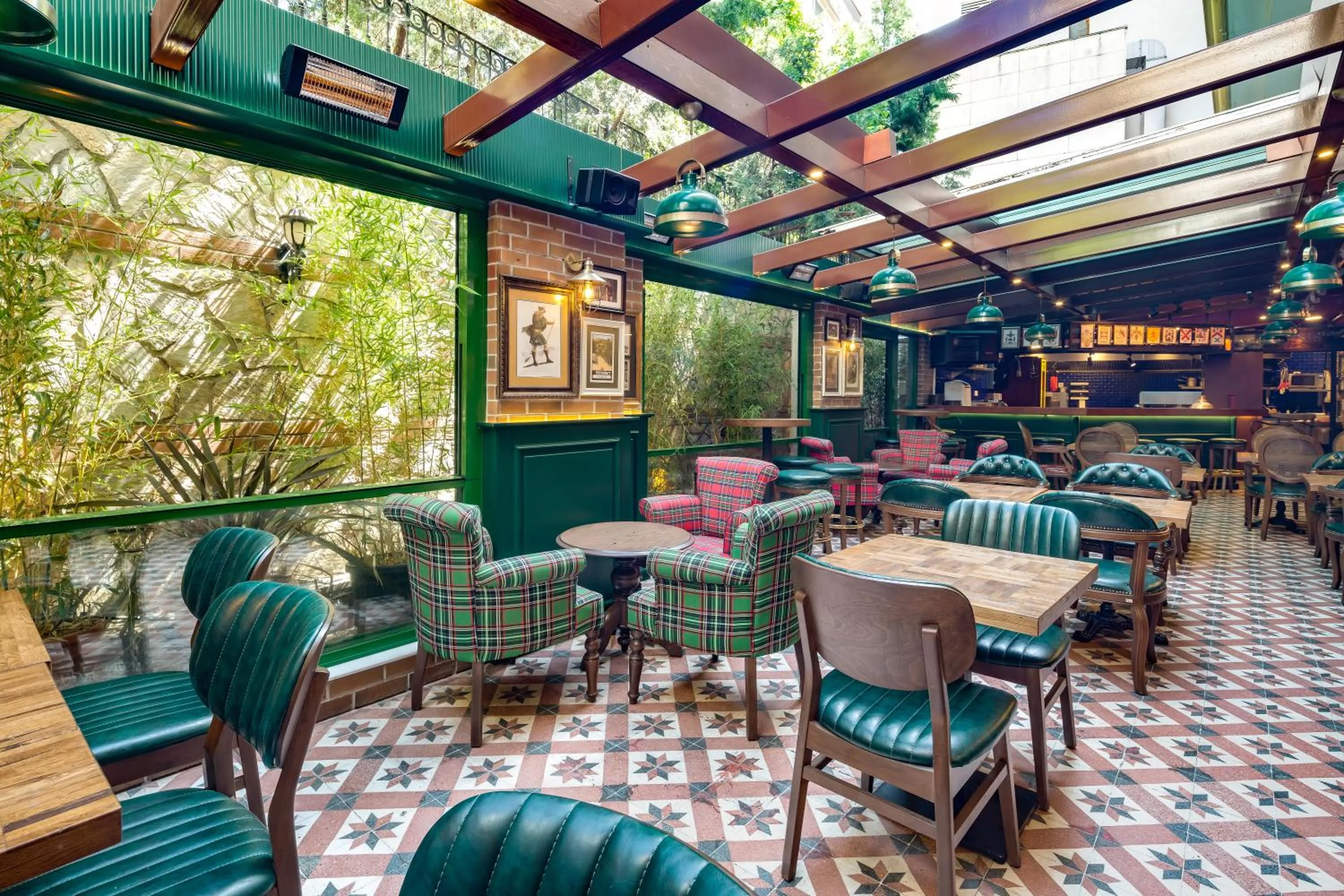 Restaurant/places to eat in Gordion Hotel - Special Class