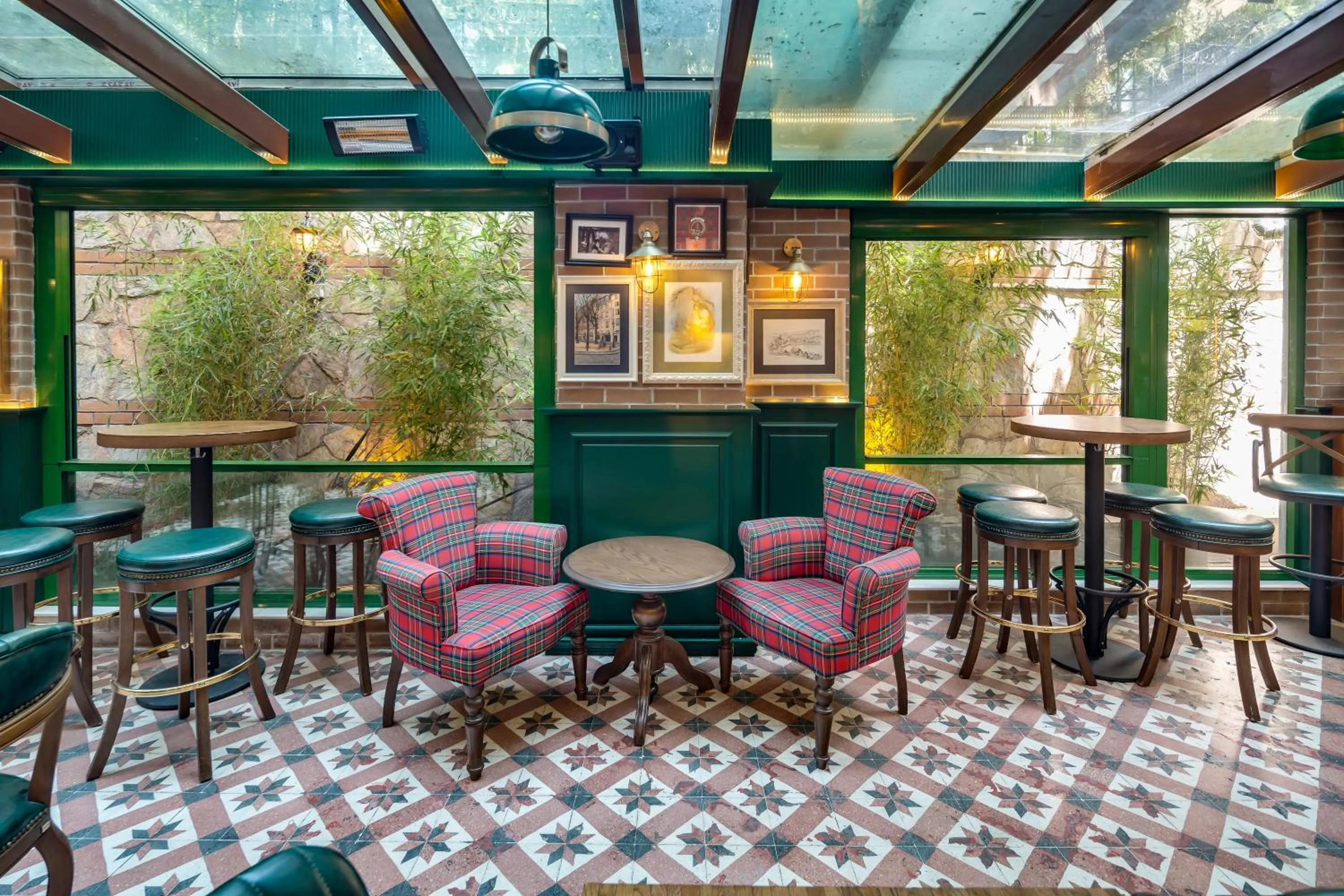 Restaurant/places to eat in Gordion Hotel - Special Class