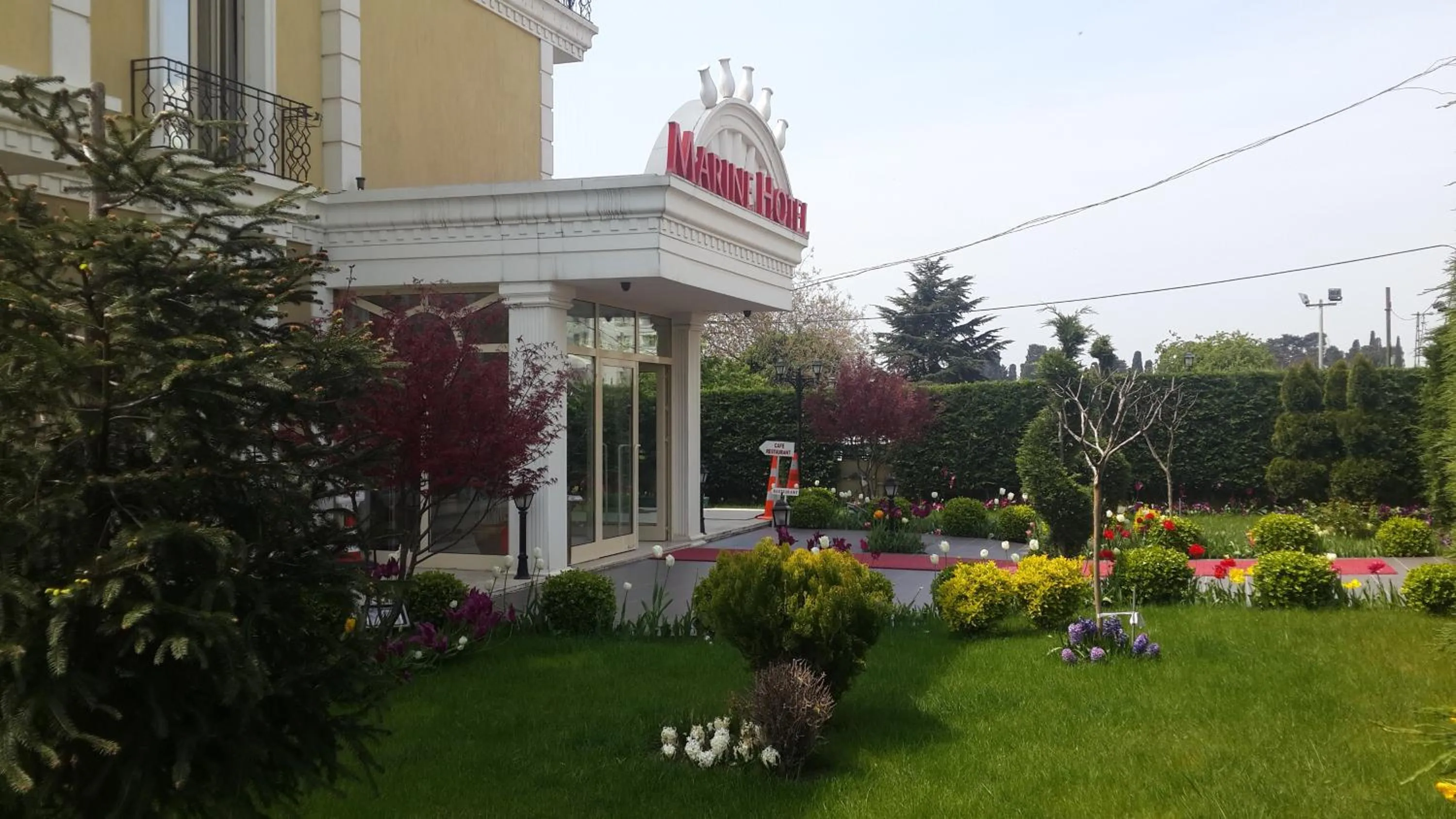 Facade/entrance in Pendik Marine Hotel