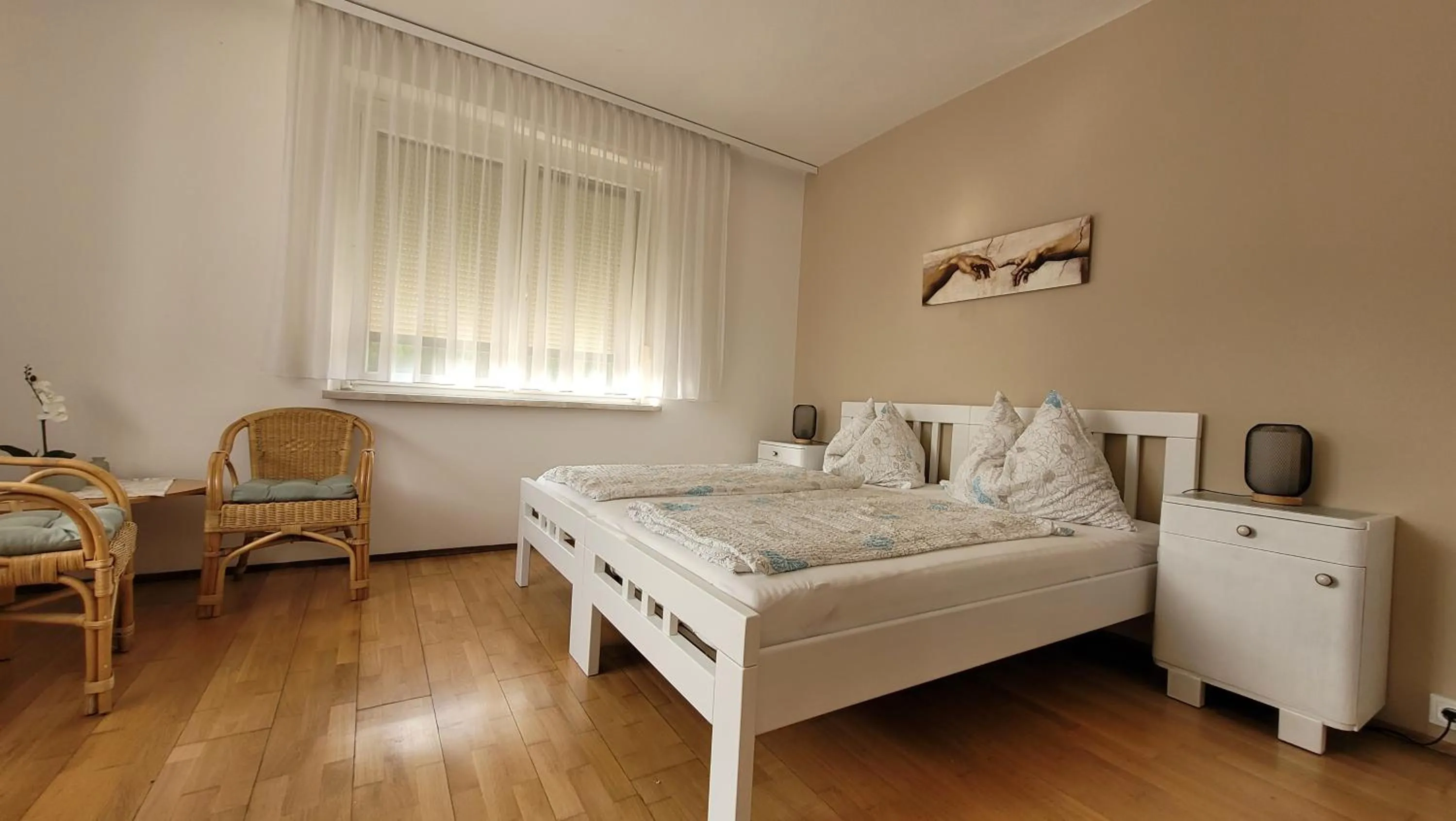 Bedroom, Bed in Arkadenhof Kurtz