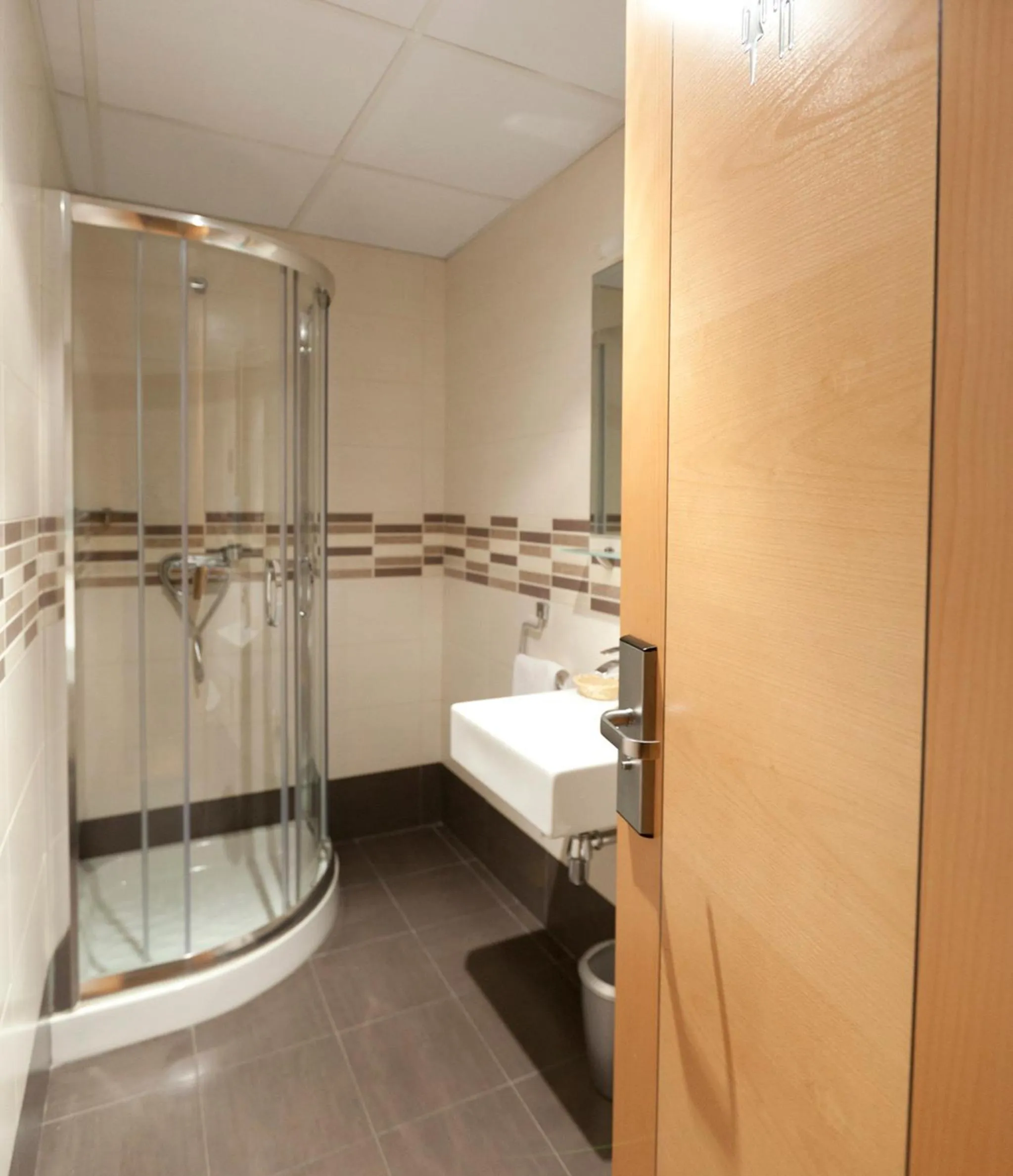 Shower in Hostal Jemasaca-Palma61