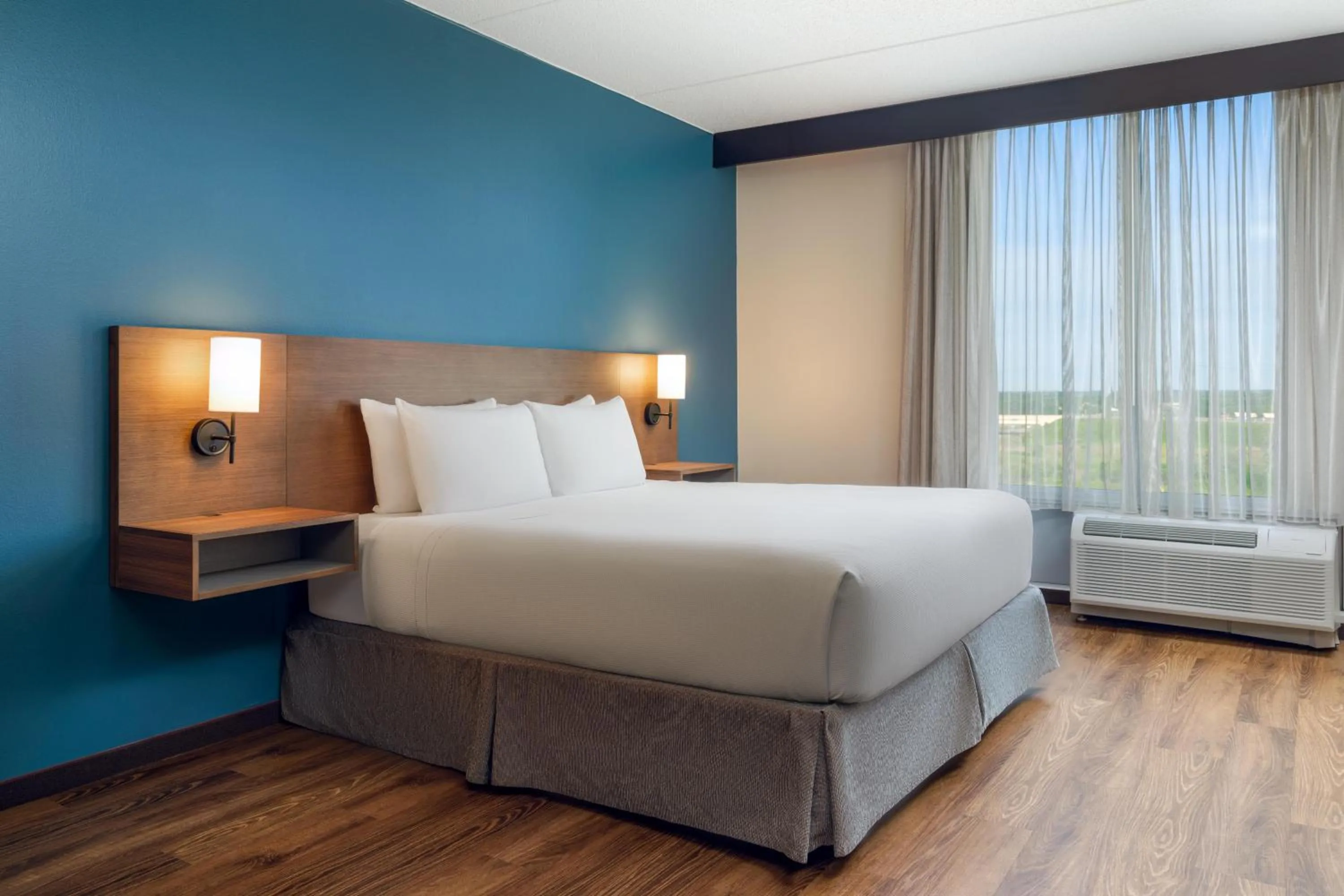 Bedroom, Bed in Hyatt Place Grand Rapids South