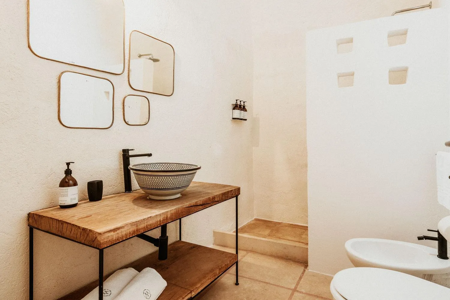 Bathroom in Masseria Li Foggi