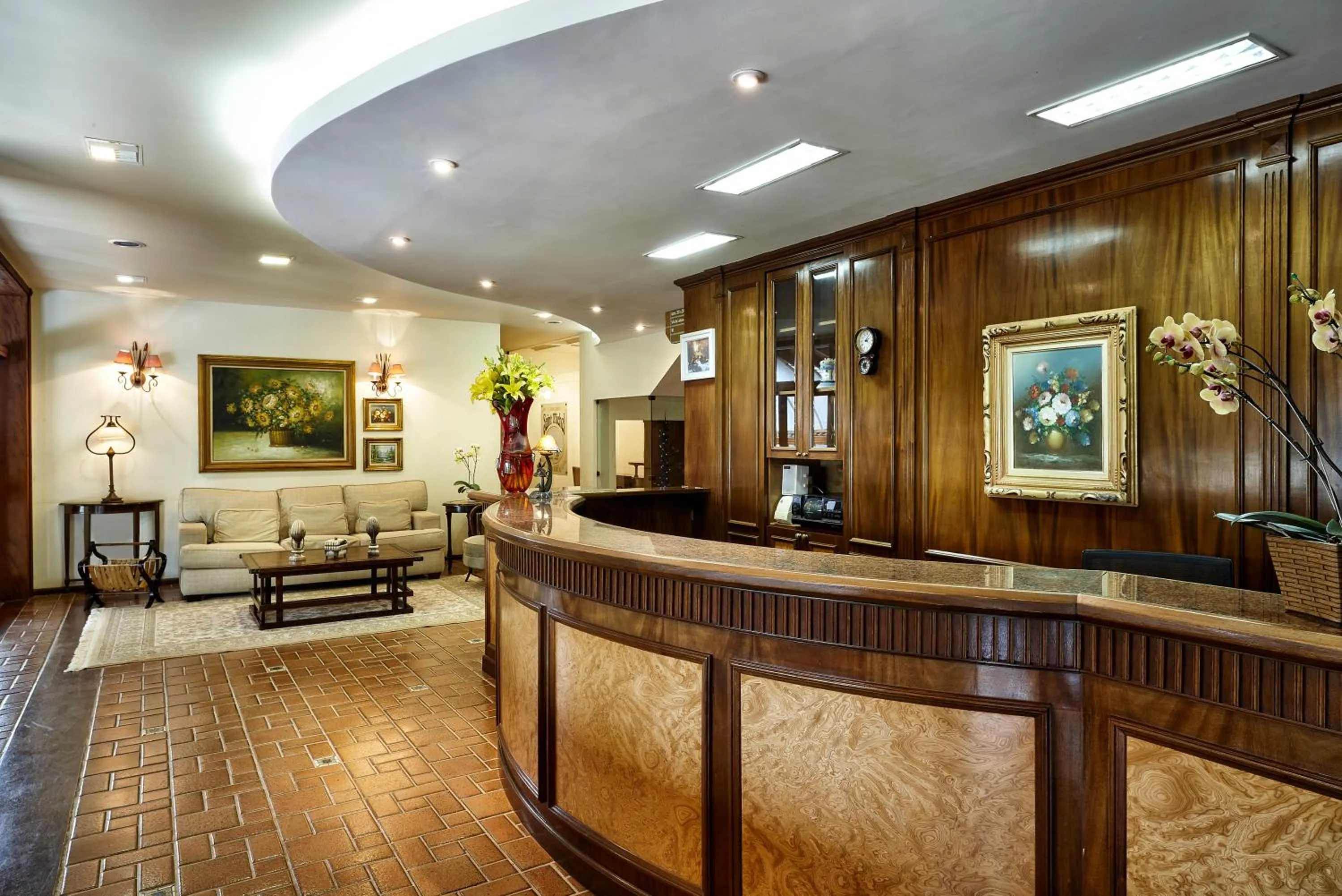 Lobby or reception in Hotel & Spa Saint Michel