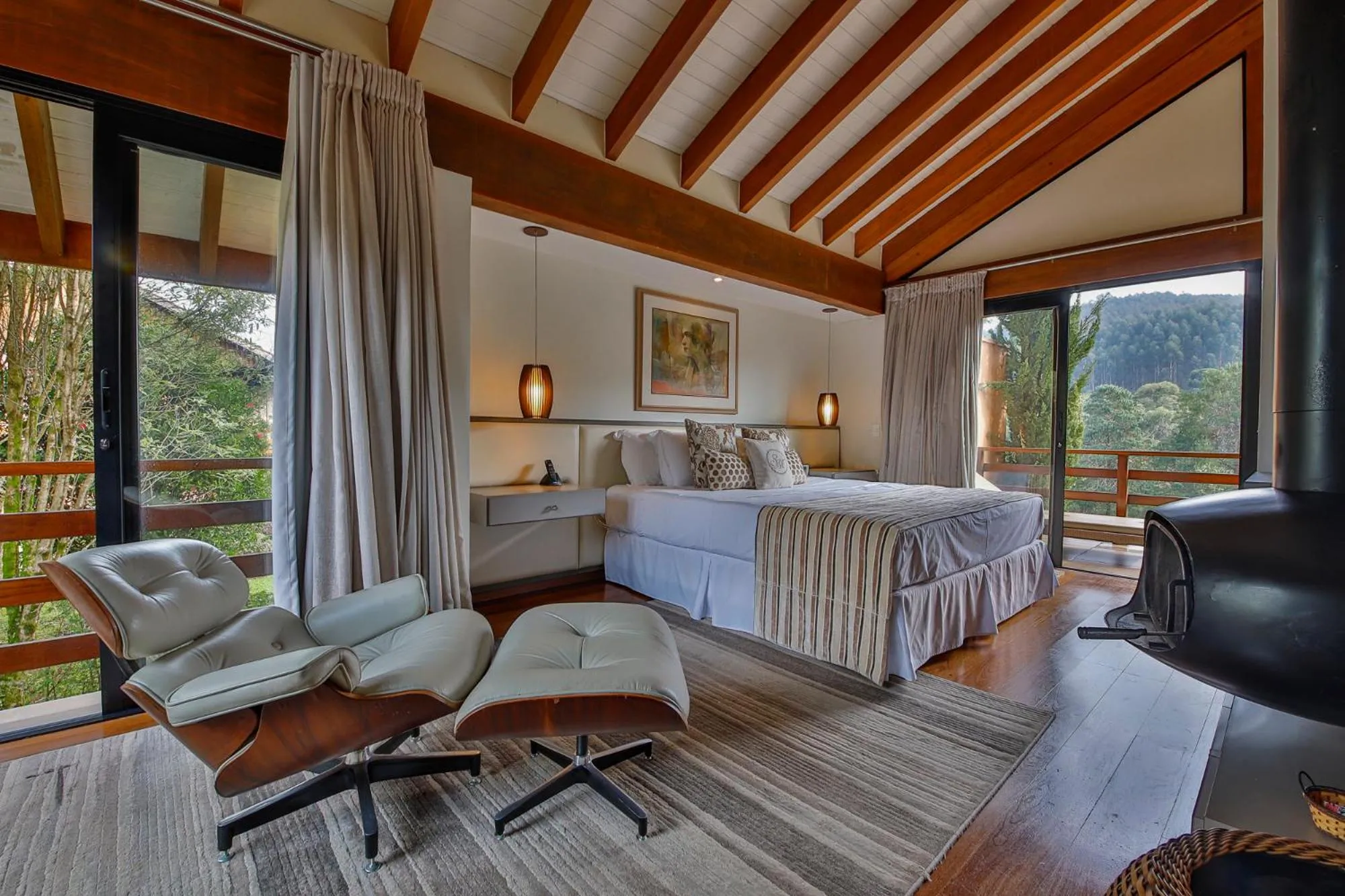 Bed in Hotel & Spa Saint Michel