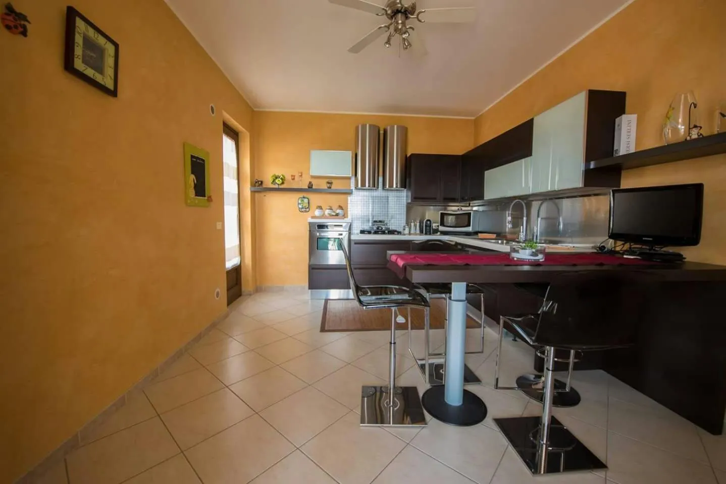 Kitchen or kitchenette in B&B Lavinaio