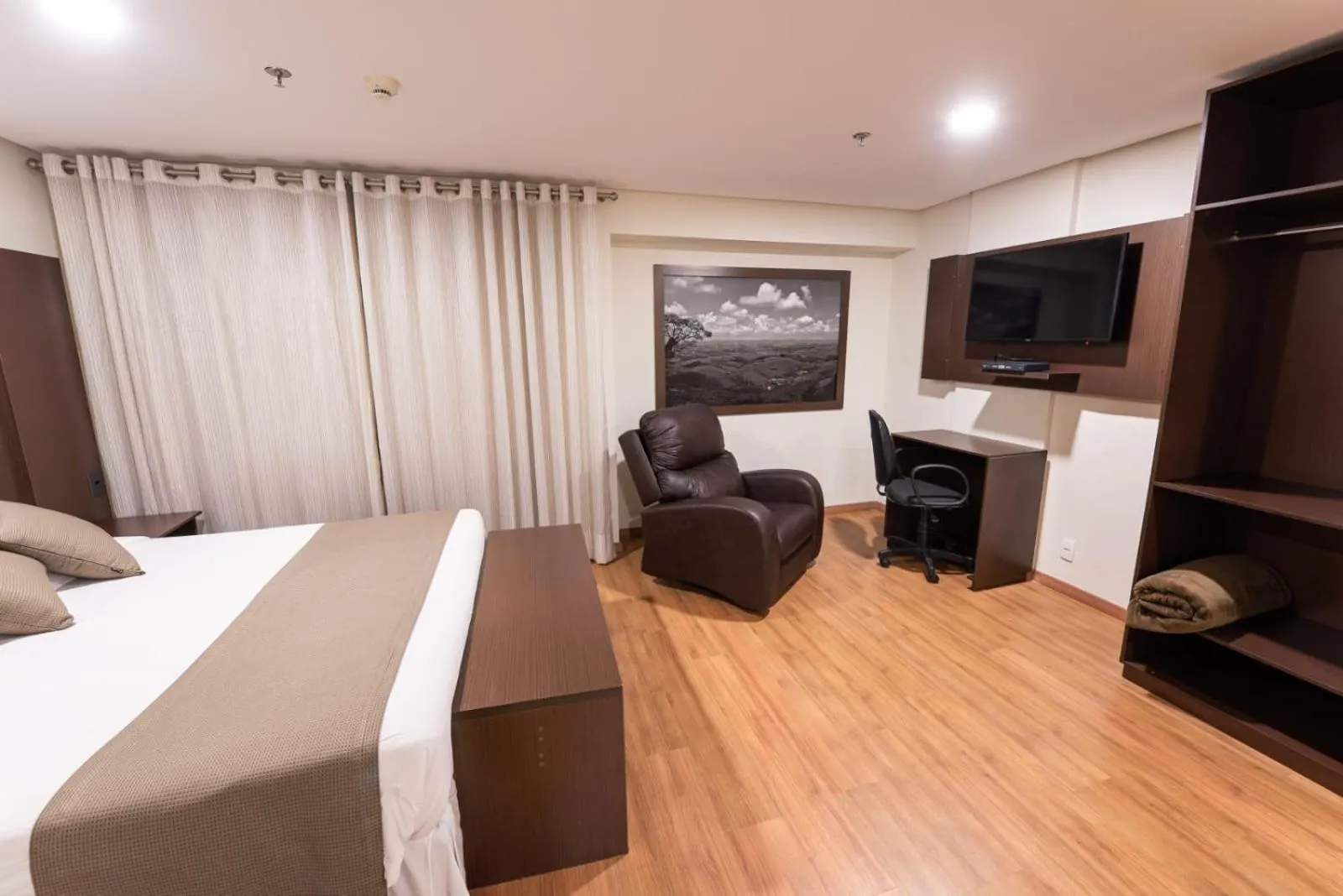 Bed in Olavo Bilac Hotel