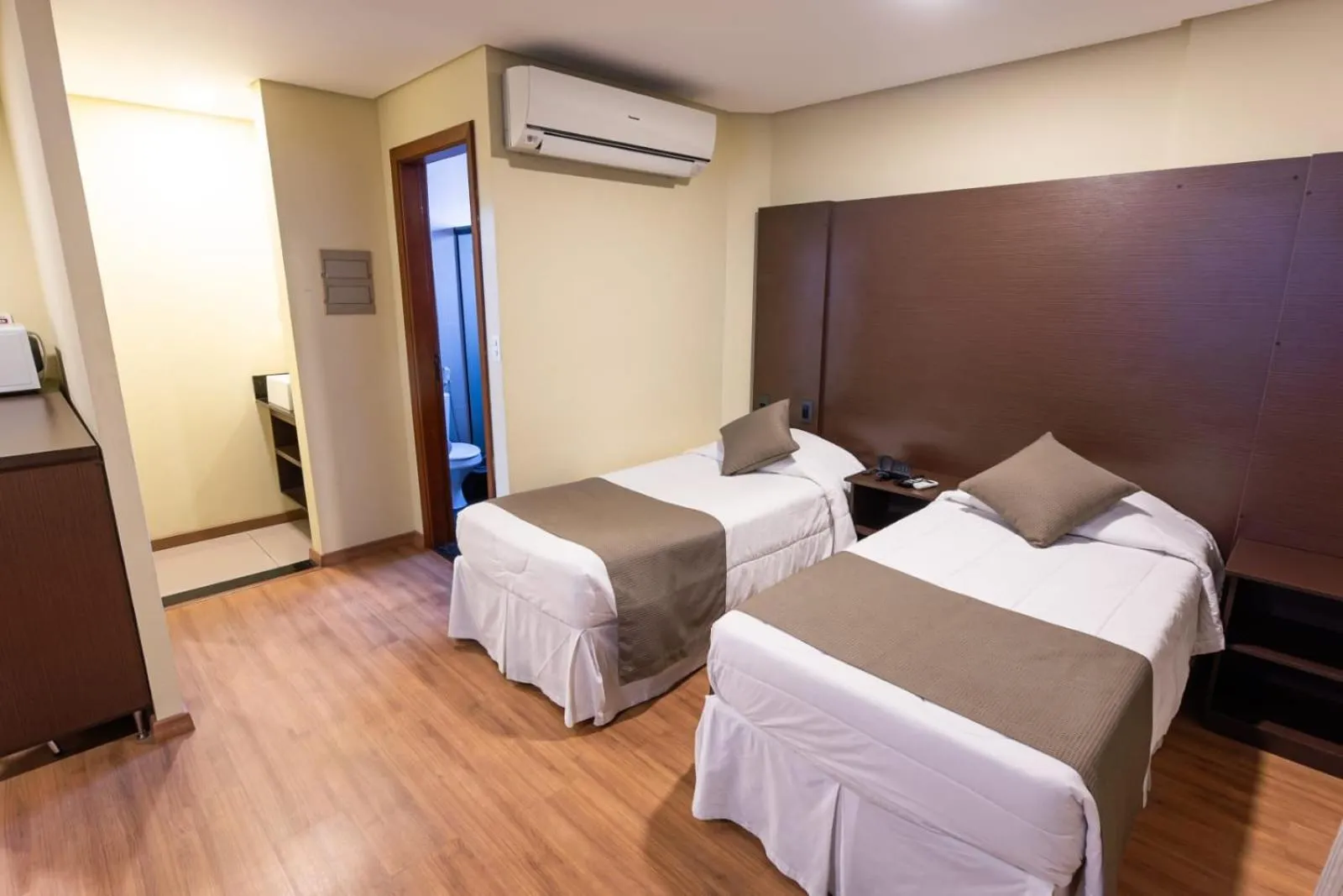 Bed in Olavo Bilac Hotel