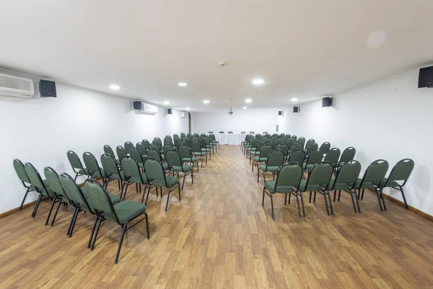 Meeting/conference room in Olavo Bilac Hotel