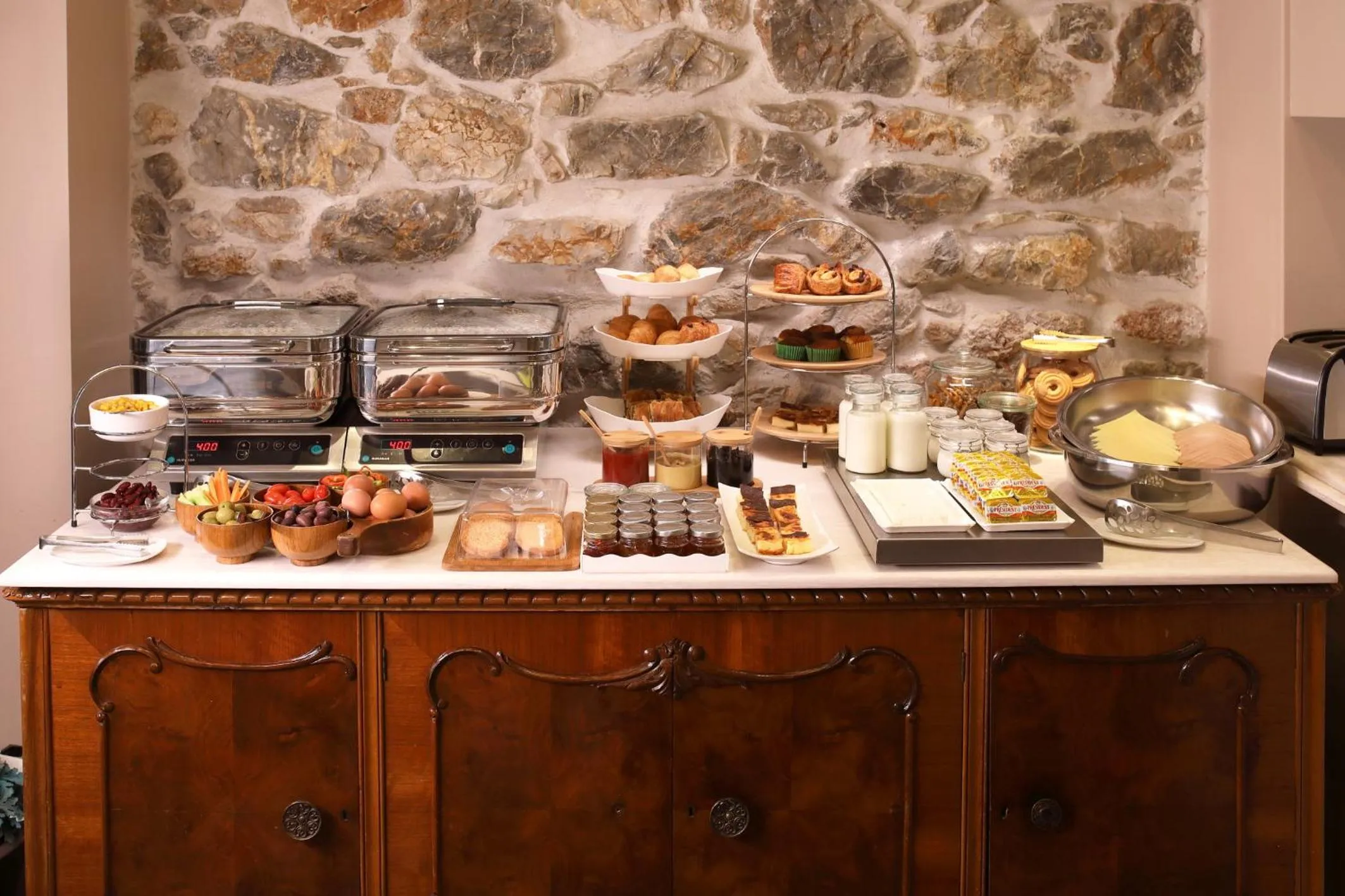 Buffet breakfast in V1935 Luxurious Apartments