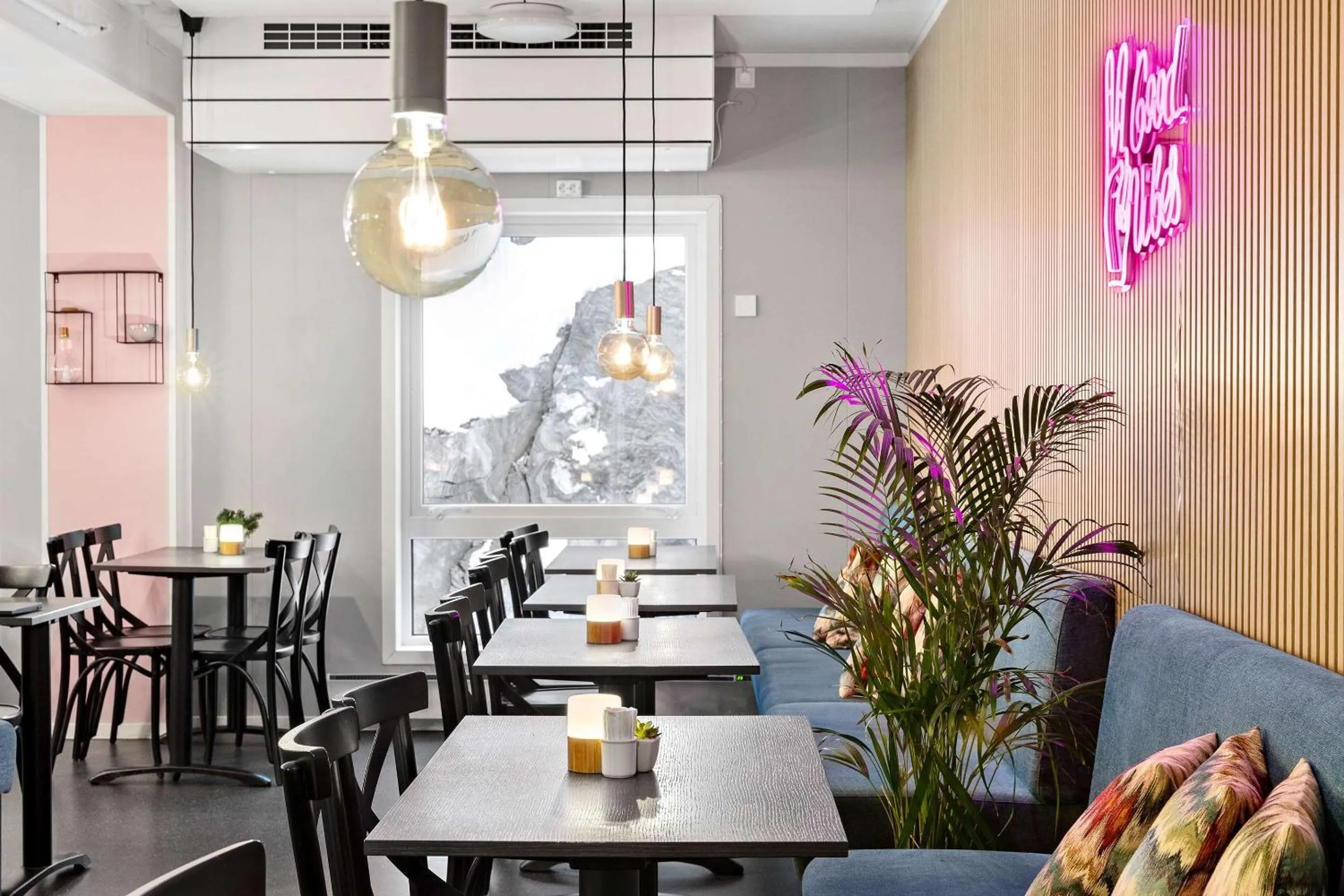 Restaurant/places to eat in Aiden by Best Western Harstad Narvik Airport