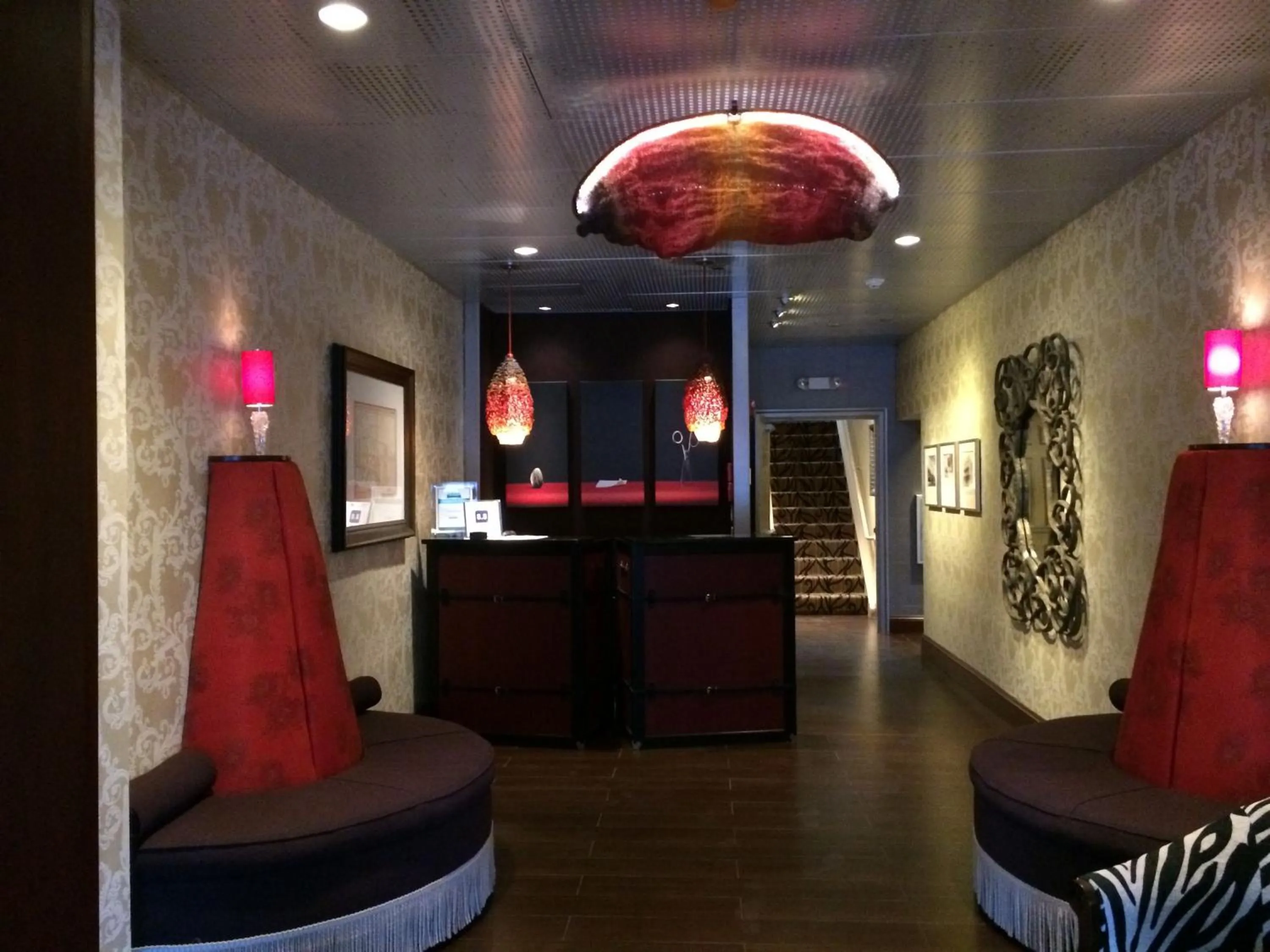 Lobby or reception in Chestnut Hill Hotel